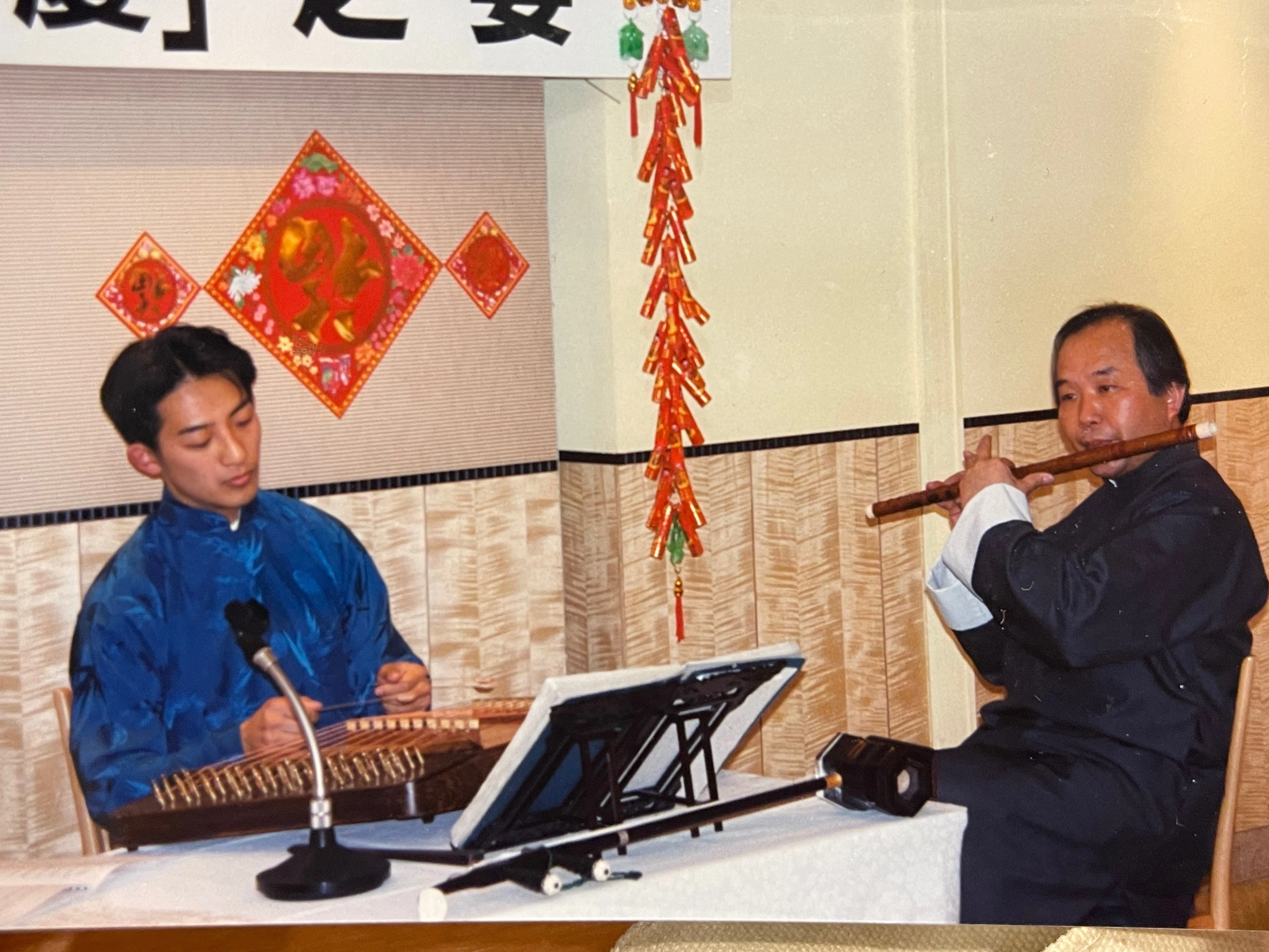 中国音楽と私（プロフィールに代えて）｜二胡とアコーディオンの二刀流