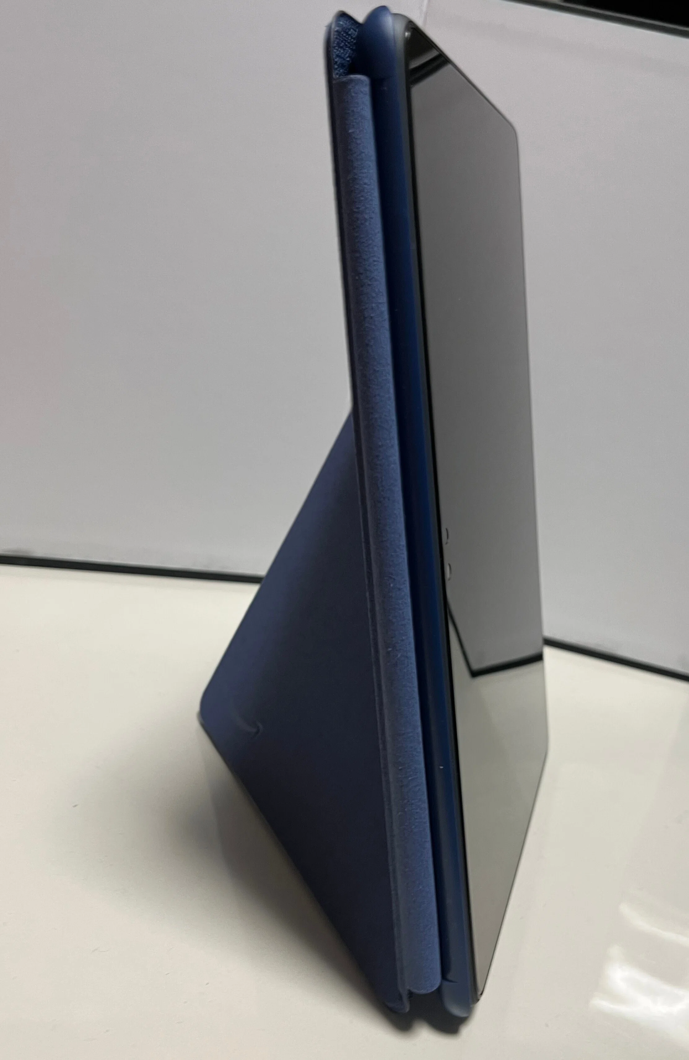 Amazon Fire HD 10 純正カバーを買ったはなし｜watariko