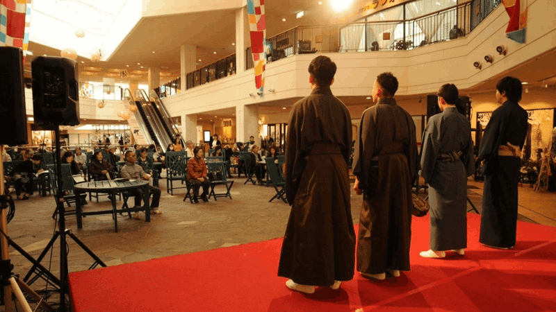 琉球舞踊　プラザハウスショッピングセンター