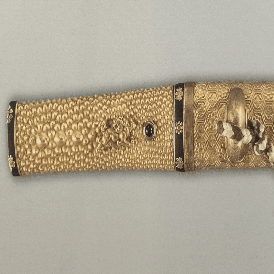 希少な配列の鮫革について｜刀箱師の日本刀ブログ 中村圭佑