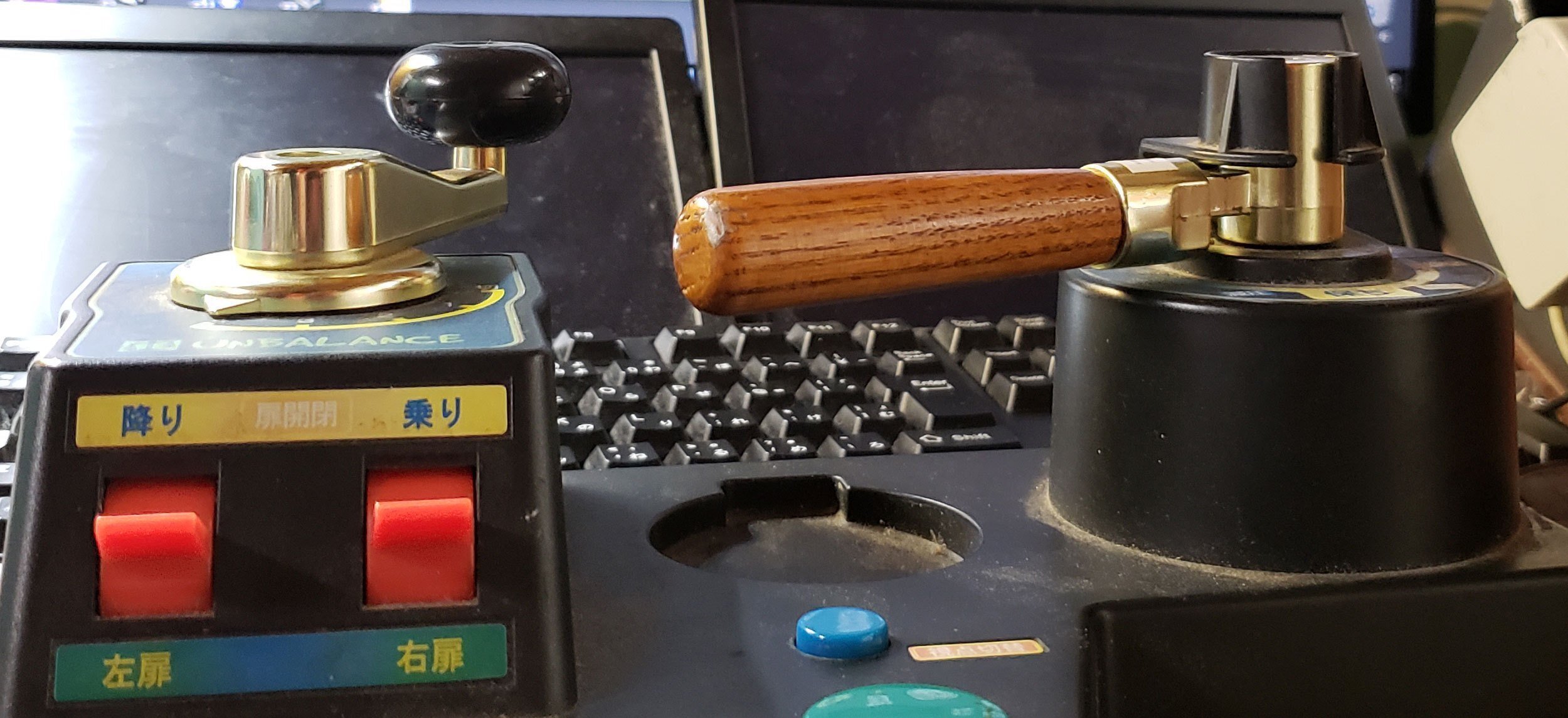 自動空気ブレーキと呼ばないで｜サハ209