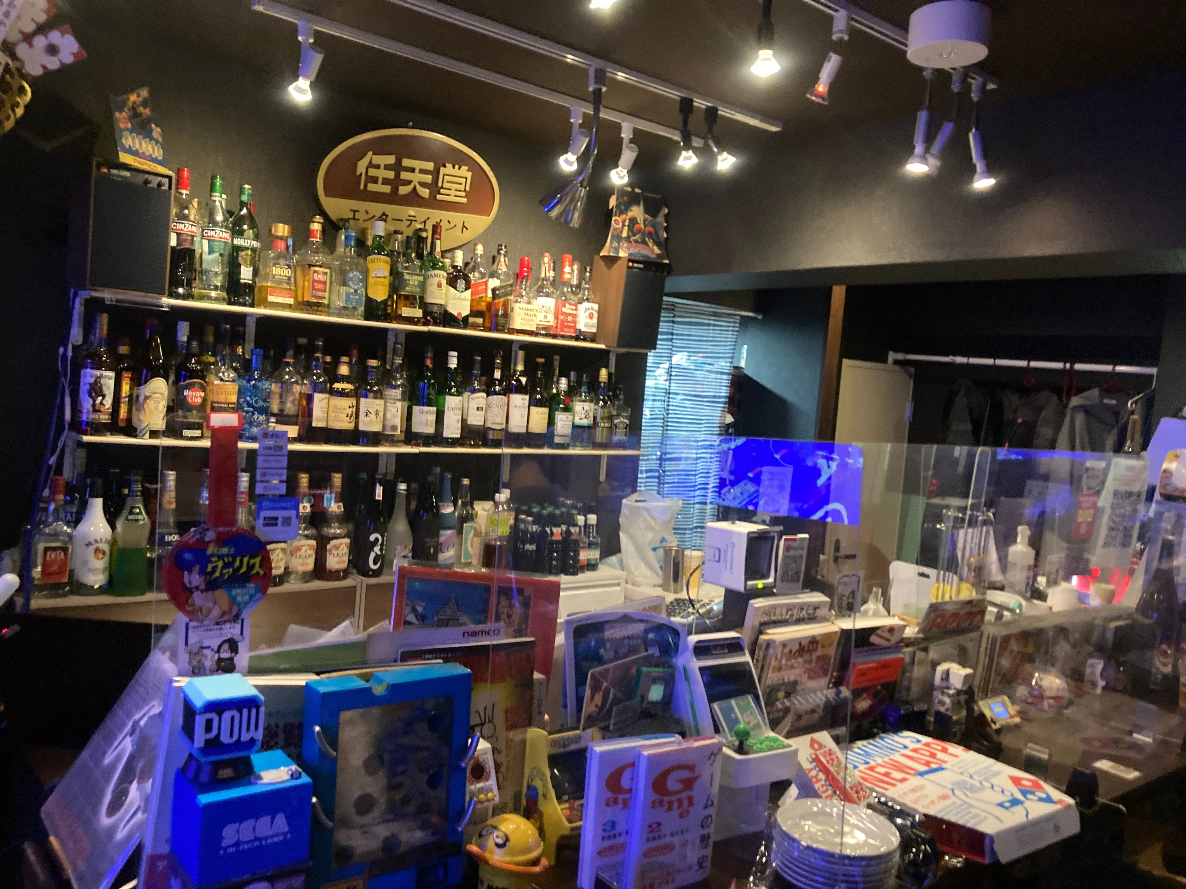 新宿のビデオゲームバー、16SHOTSのRENEWAL PARTY VOL.2に参加してき