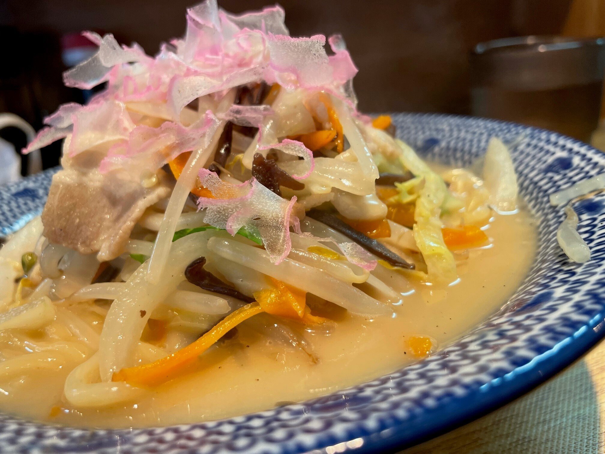 濃厚あっさりスープに野菜がたくさん採れる「じげもんちゃんぽん