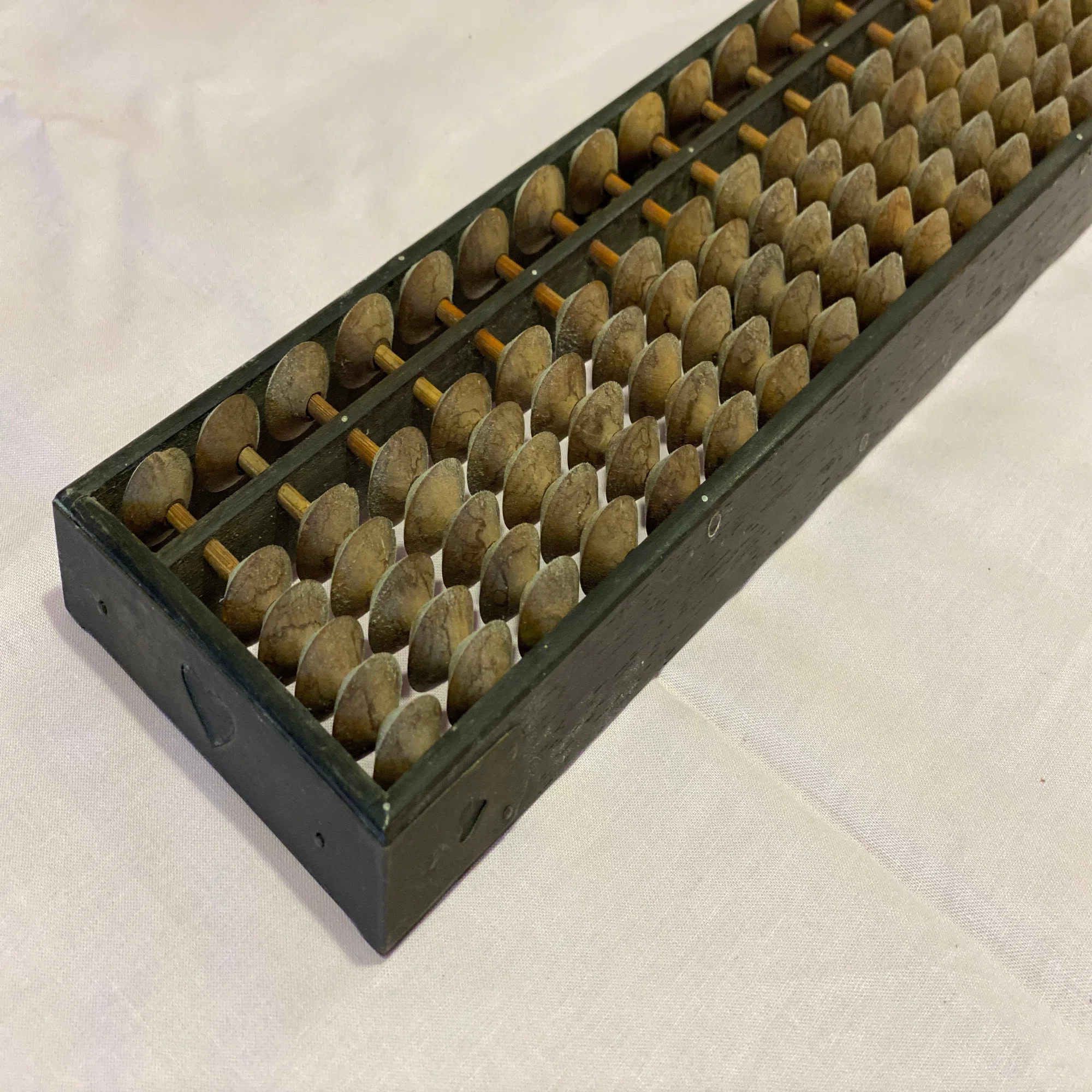 珍しい古そろばん：伊勢百日算使用のそろばん（A-680）｜日本そろばん 