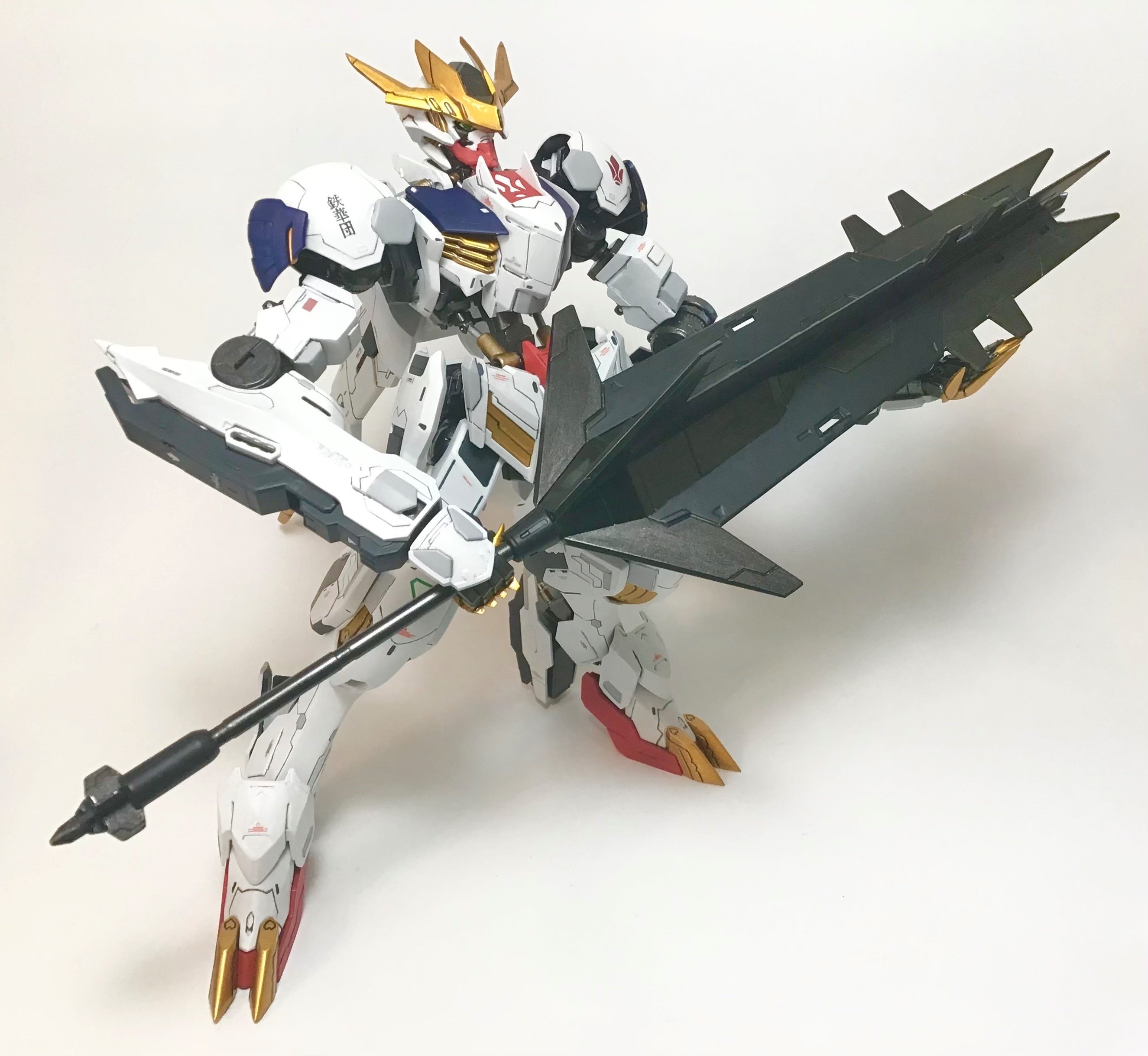 塗装完成品 バルバトスルプスレスク 1/100 1/100 バルバトスルプスレクス全塗装｜ペニュさんさんのガンプラ