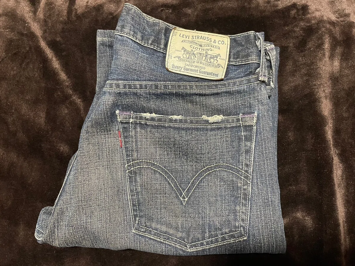 パッチの白いリーバイスCLASSIC LEVI