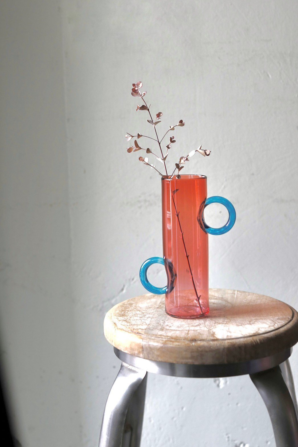 長町三夏子氏のガラス作品『ぽわにえ』と『ムリーニ』が美しい