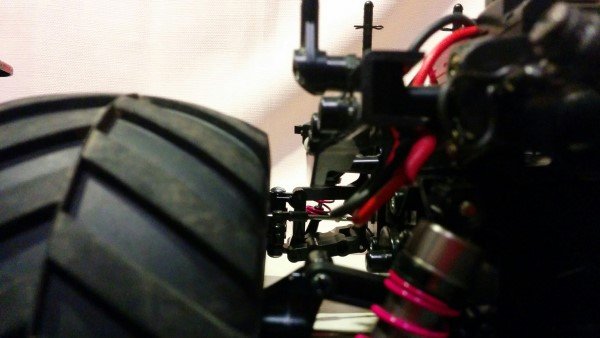 ワイルドウイリーのワイド化はWR-02CBサスアーム流用で