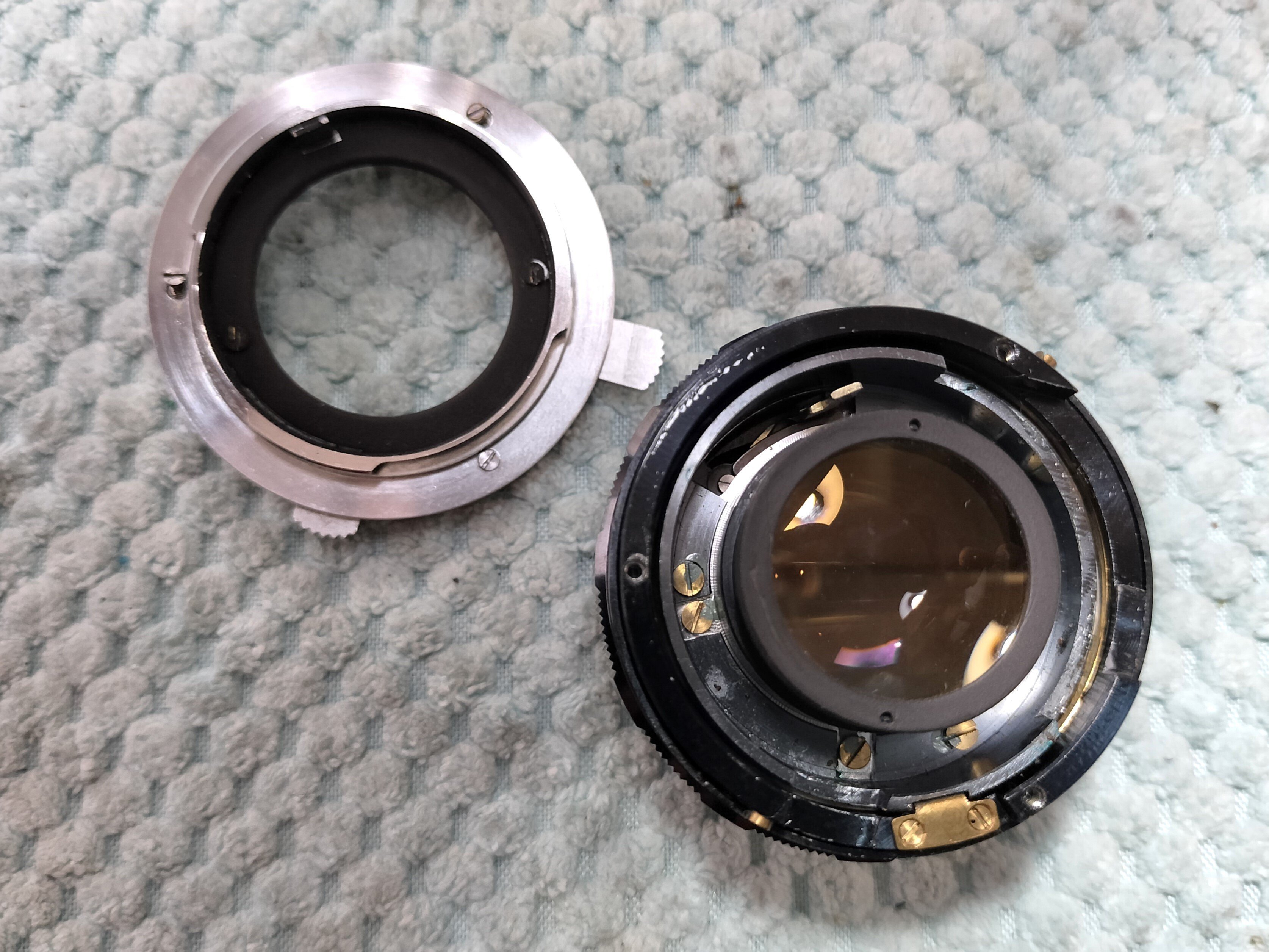 【動作品・レンズ不具合】Olympus PEN F G.zuiko 40mm OLYMPUS G.ZUIKO 40mm F/1.4 ペンF用レンズの分解｜フィルム