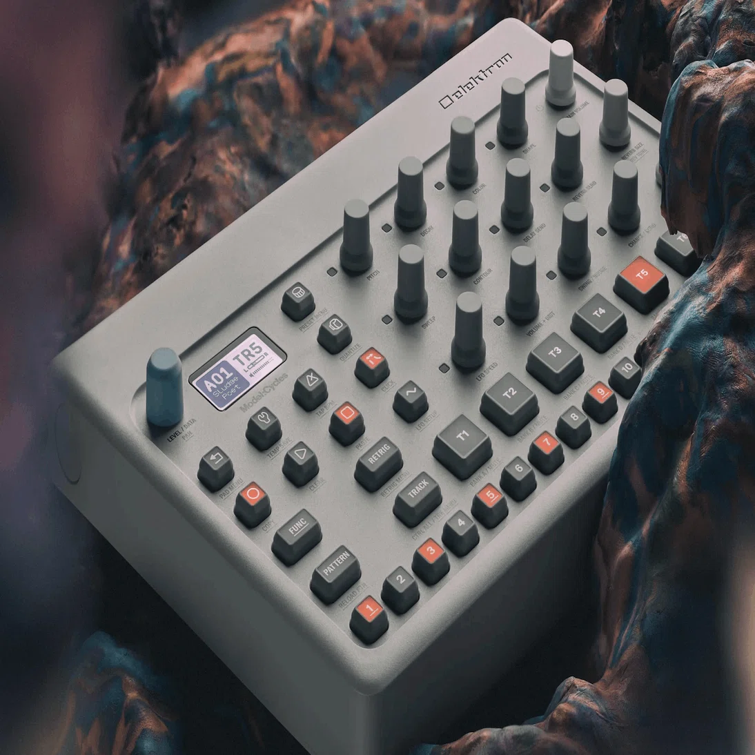 Elektron Model:Cycles シンセサイザー ドローンマシンとしてのmodel:cycles｜makoto