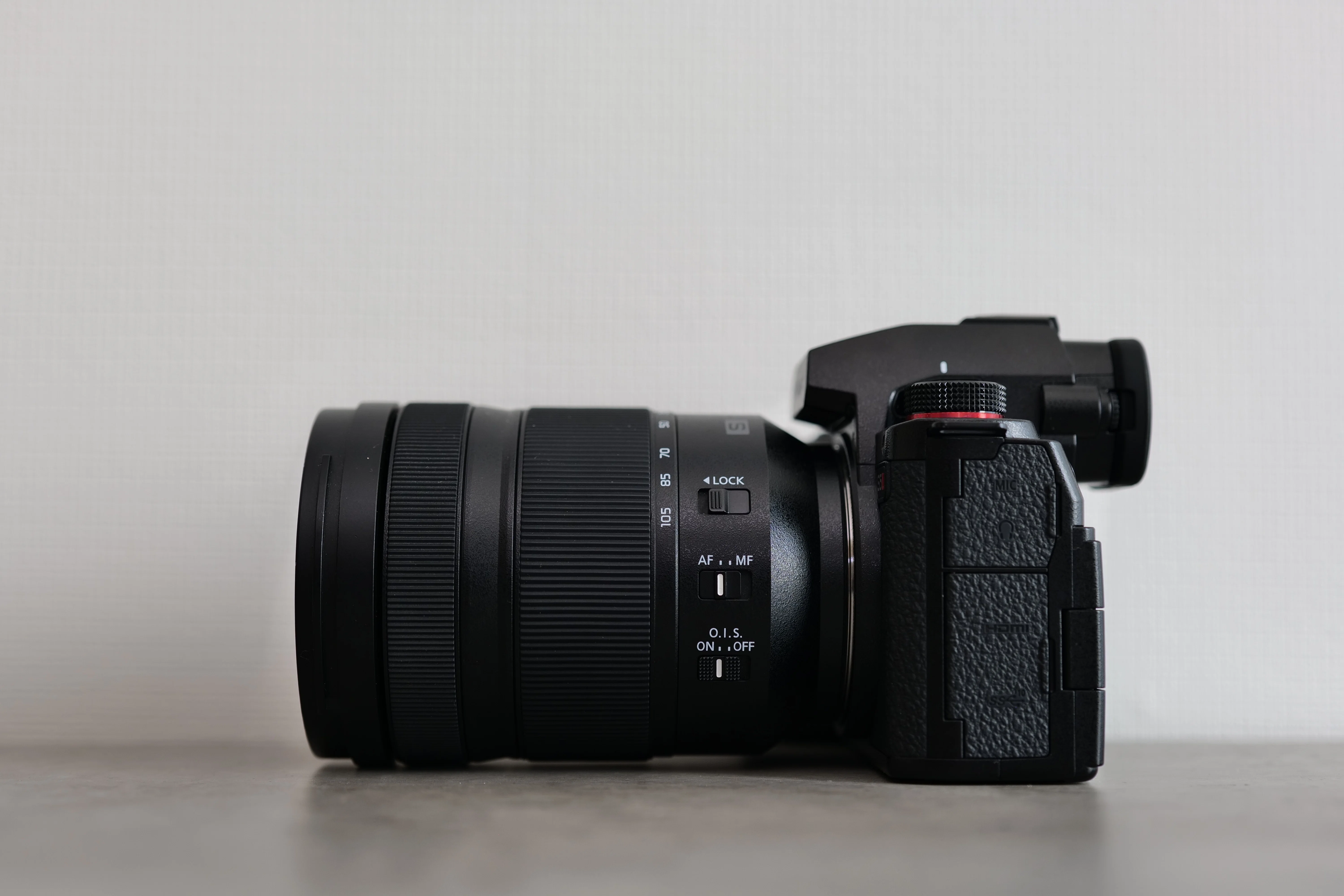 LUMIX デジタルカメラ 光学式手ブレ補正 手ブレ補正システム Dual I.S.とは | デジタルカメラ（ルミックス