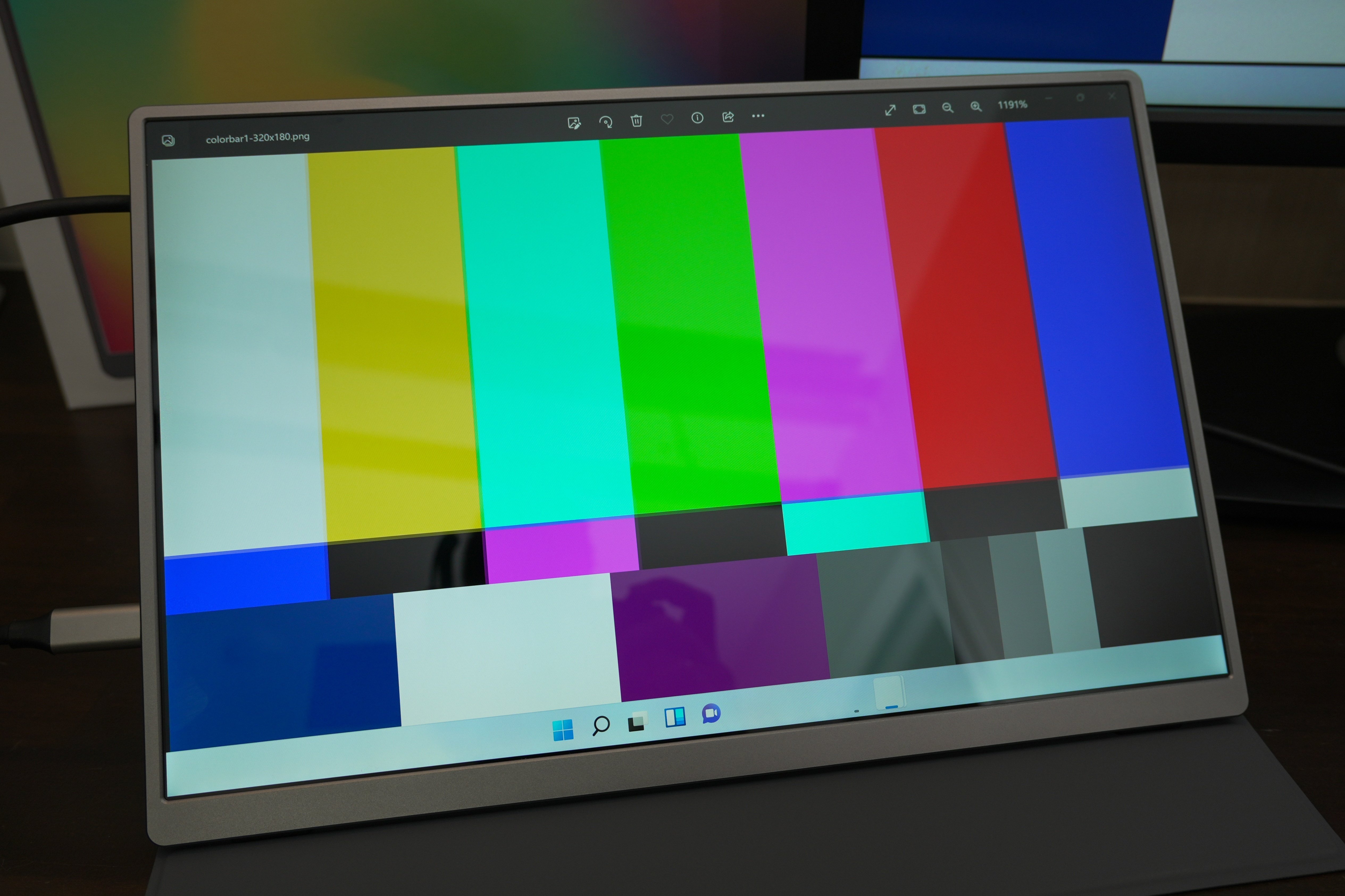 レビュー】Intehill IGZOパネルの4KモニターU13NAを買ってみた