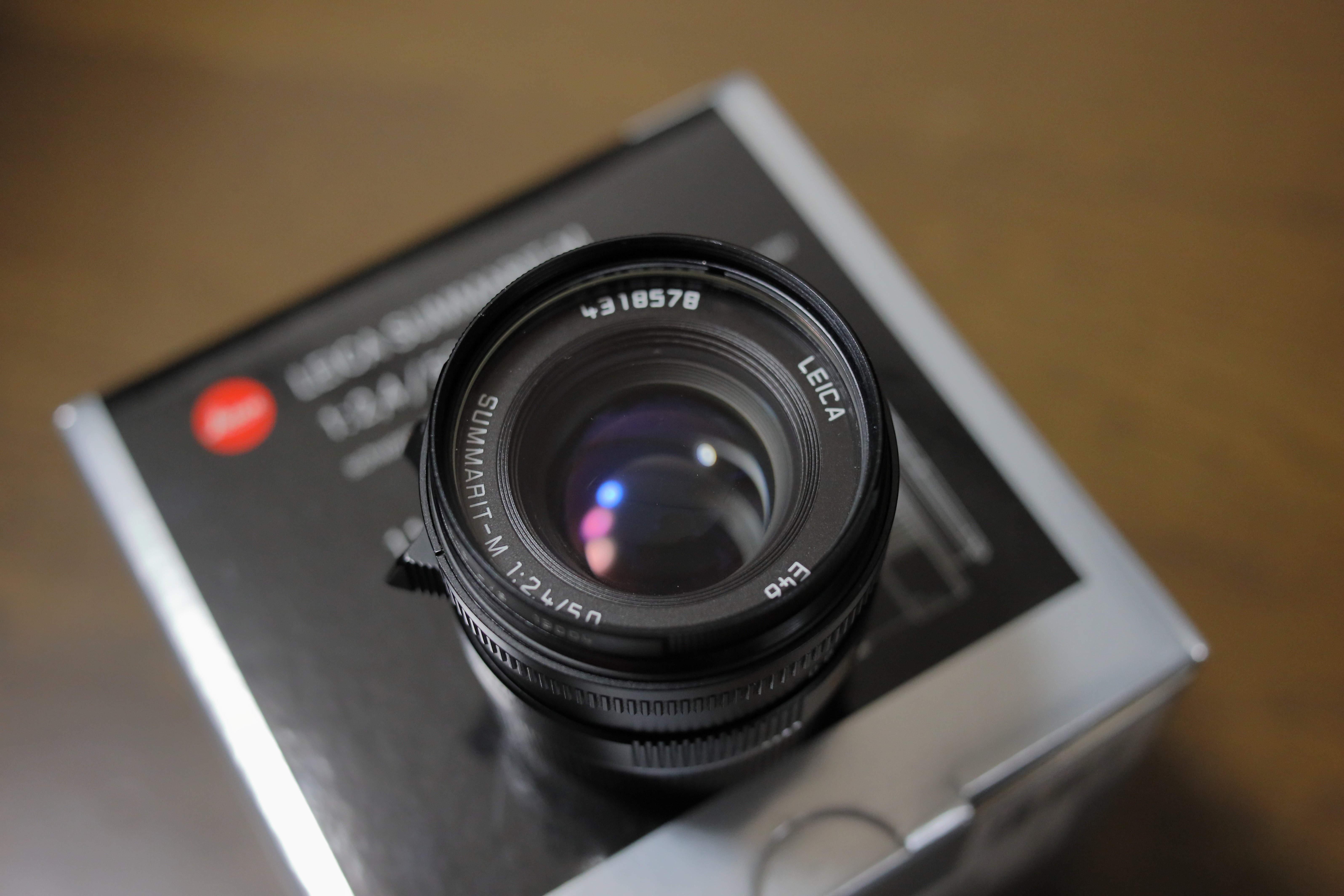ライカ ズマリットM f2.4/50mm ブラック　ASPH　6bit値引中 ライカレンズの美学：SUMMARIT-M F2.4/50mm 独特の味わいを