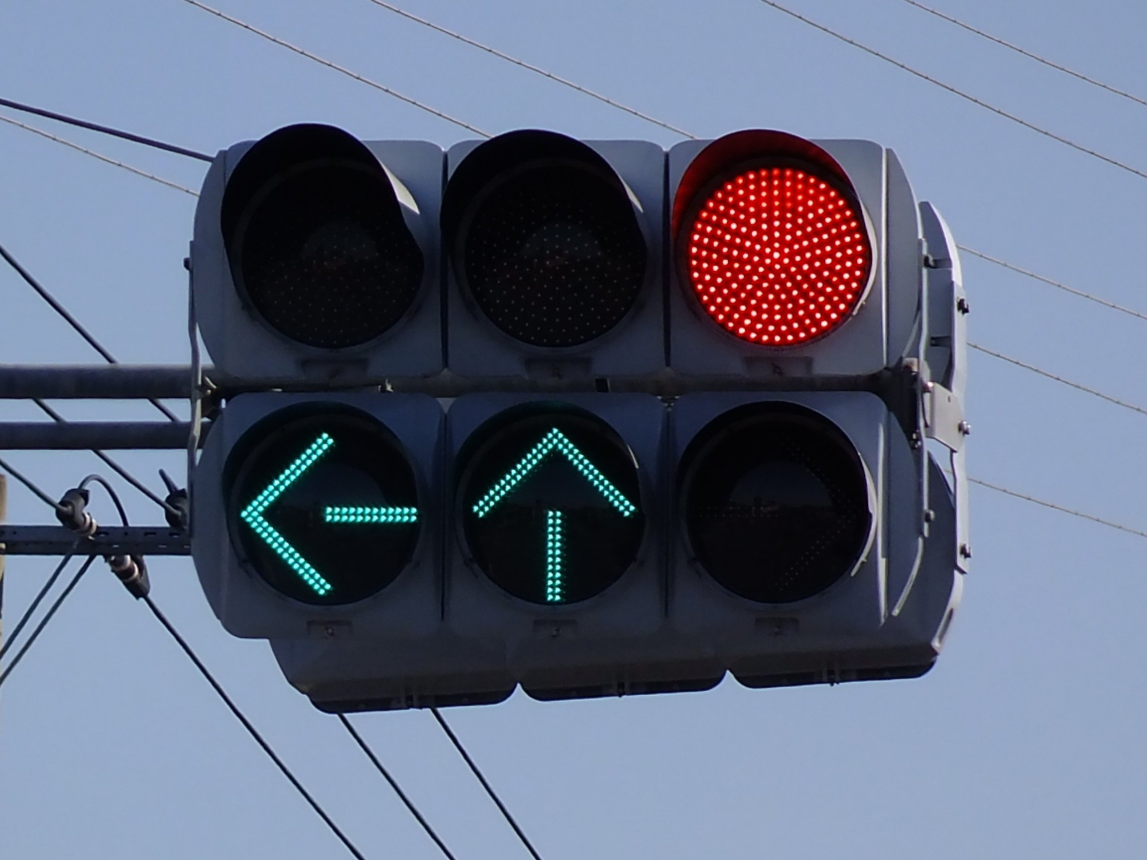 LED 車両用信号機 信号電材株式会社 家庭用コンセント対応