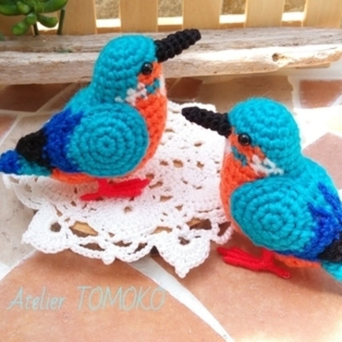 カワセミのミニチュアあみぐるみ 野鳥 青い鳥 ハンドメイド 極小 カワセミのミニチュアあみぐるみ 野鳥 青い鳥 ハンドメイド 極小