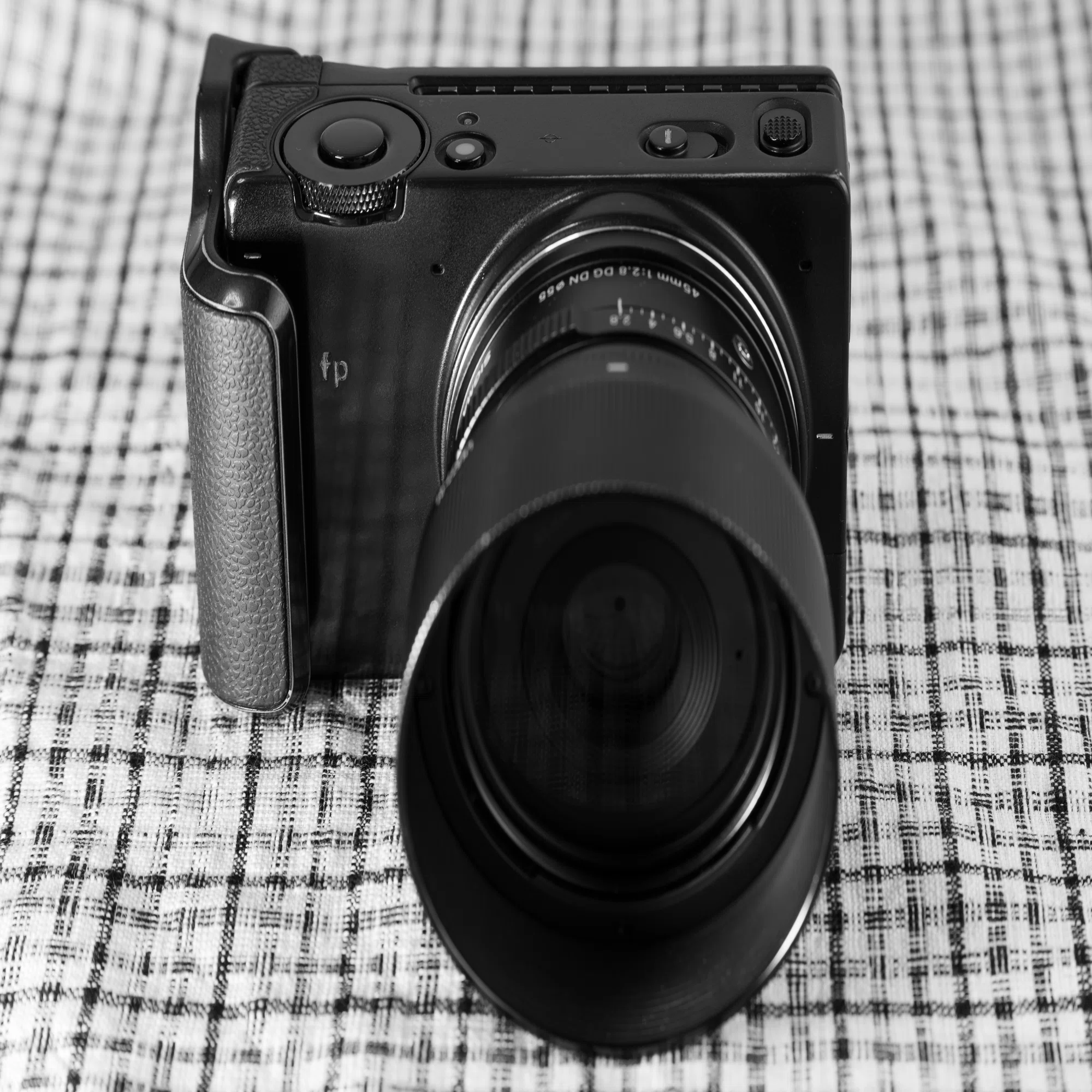 巷にある「SIGMA fpのアクセサリ」をまとめてみた｜Takuma
