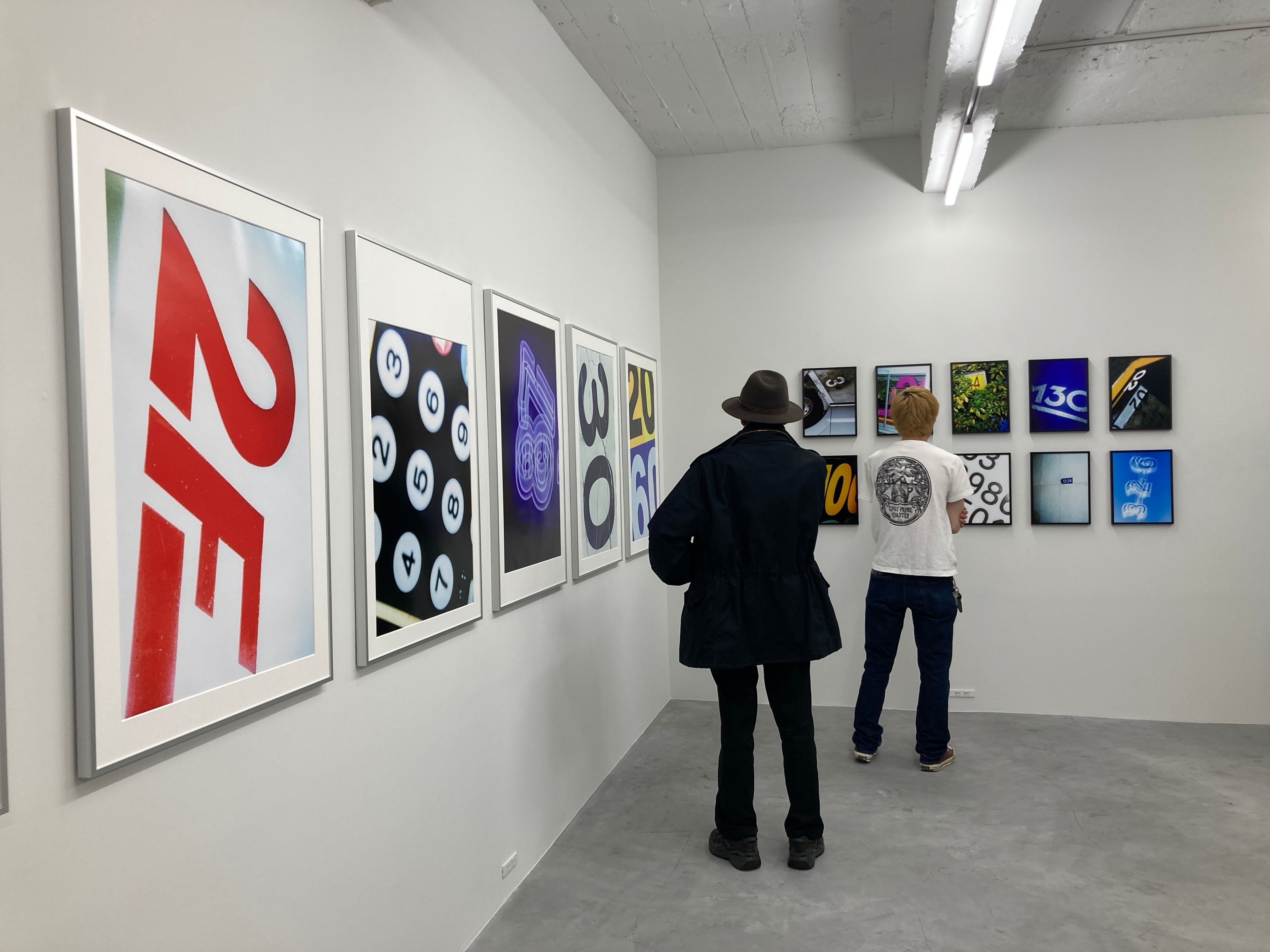 小宮山峻〈9876543210［Nine to Zero］〉 ──Z世代から支持を