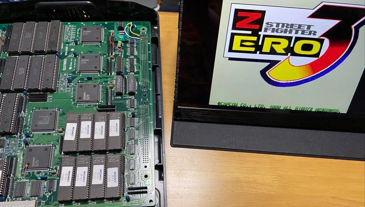CPicS2」を使ってカプコンのアーケードゲーム基板「CPS2」を電池レス化 