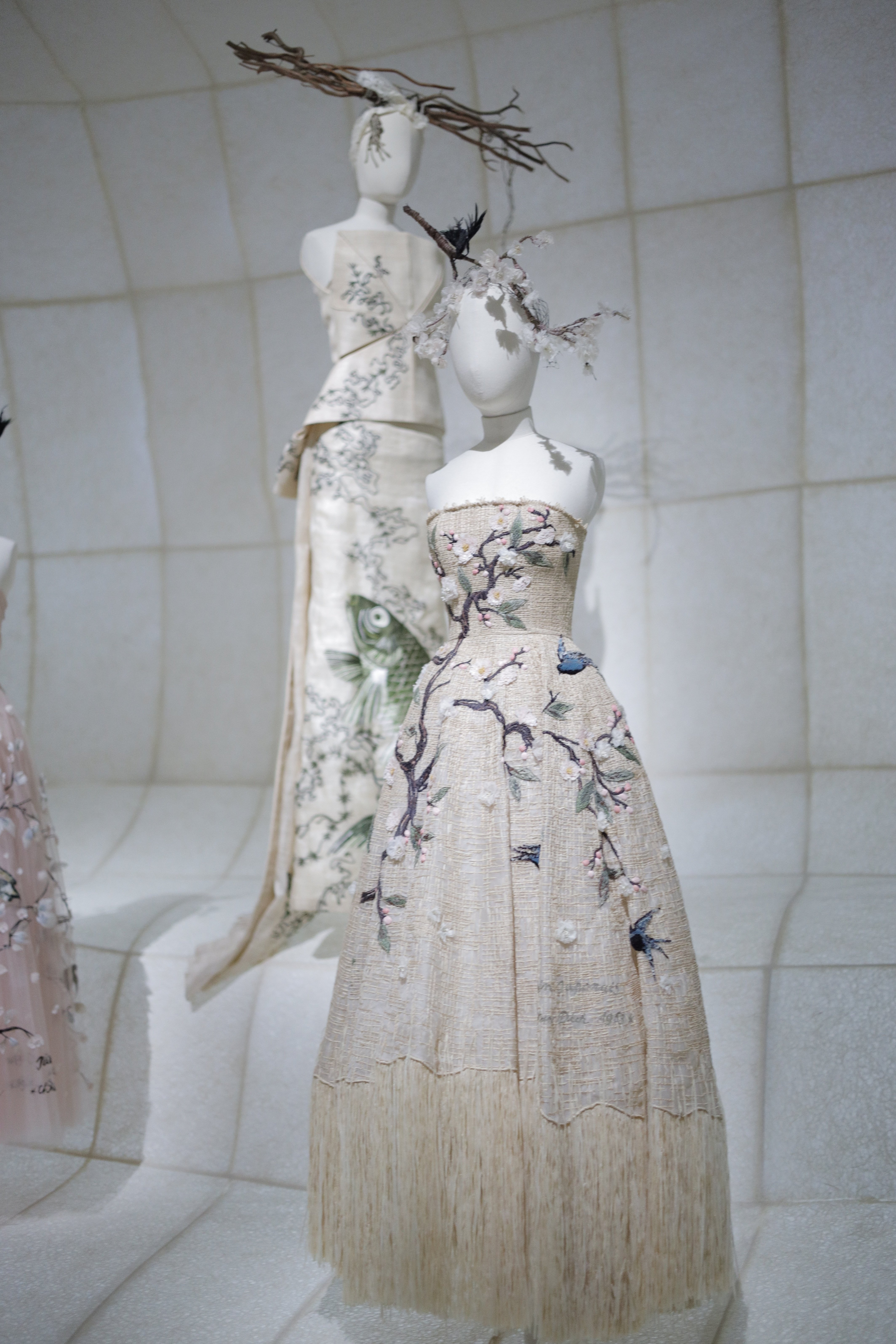 Dior展 コレクション雑誌 Yahoo!オークション - 即決 DIOR ディオール MAGAZINE No.16
