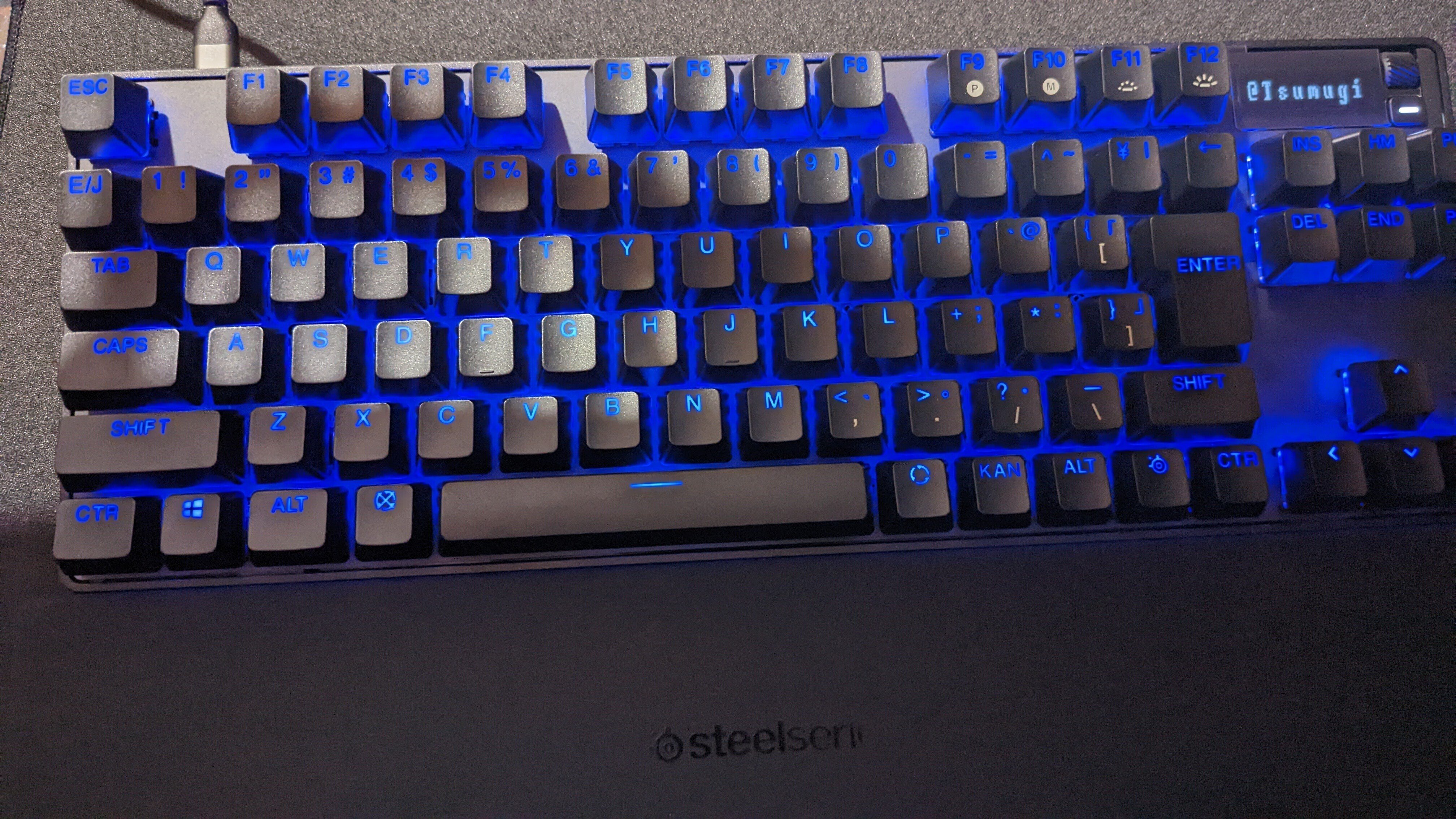 APEX Pro TKL(2023)のLEDバグを直す。｜紬こむぎ