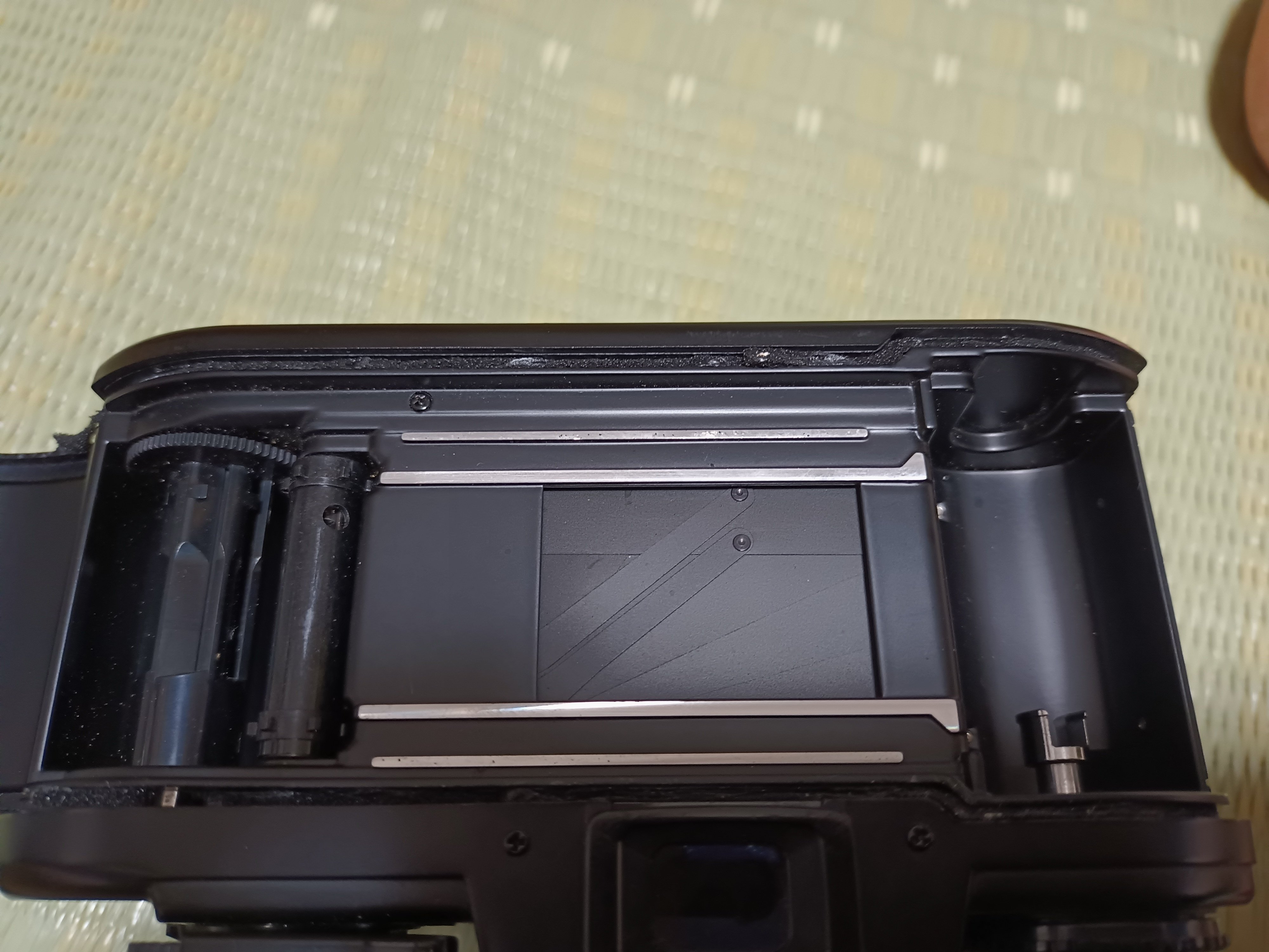 Nikon EM、モルト貼りました。｜ジャイキリ🍑🏉⚾📸