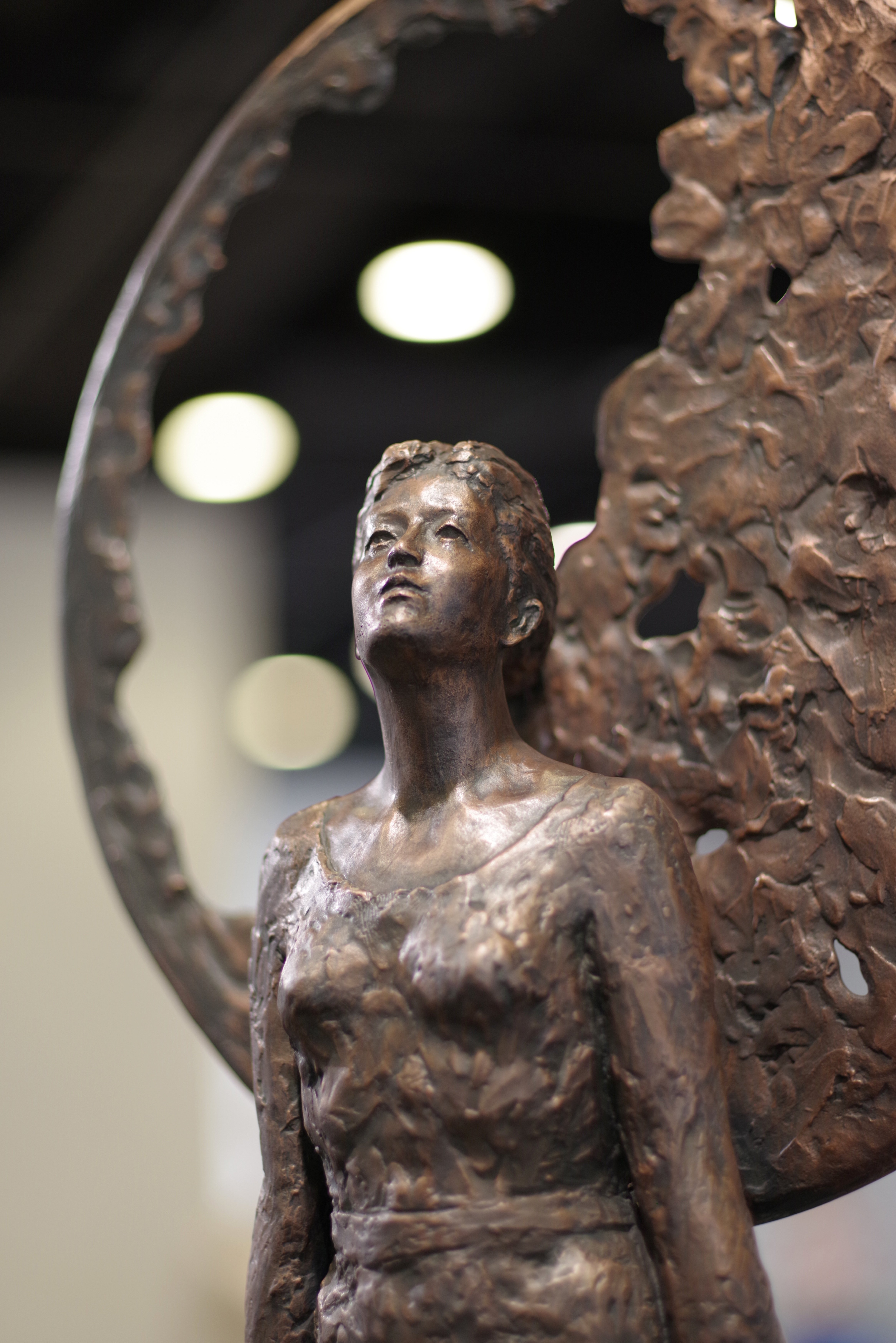 中国　美術　工芸　大千彫刻 土から生まれるいのち -彫刻家セツ・スズキと中国玉石作品展」日中友好