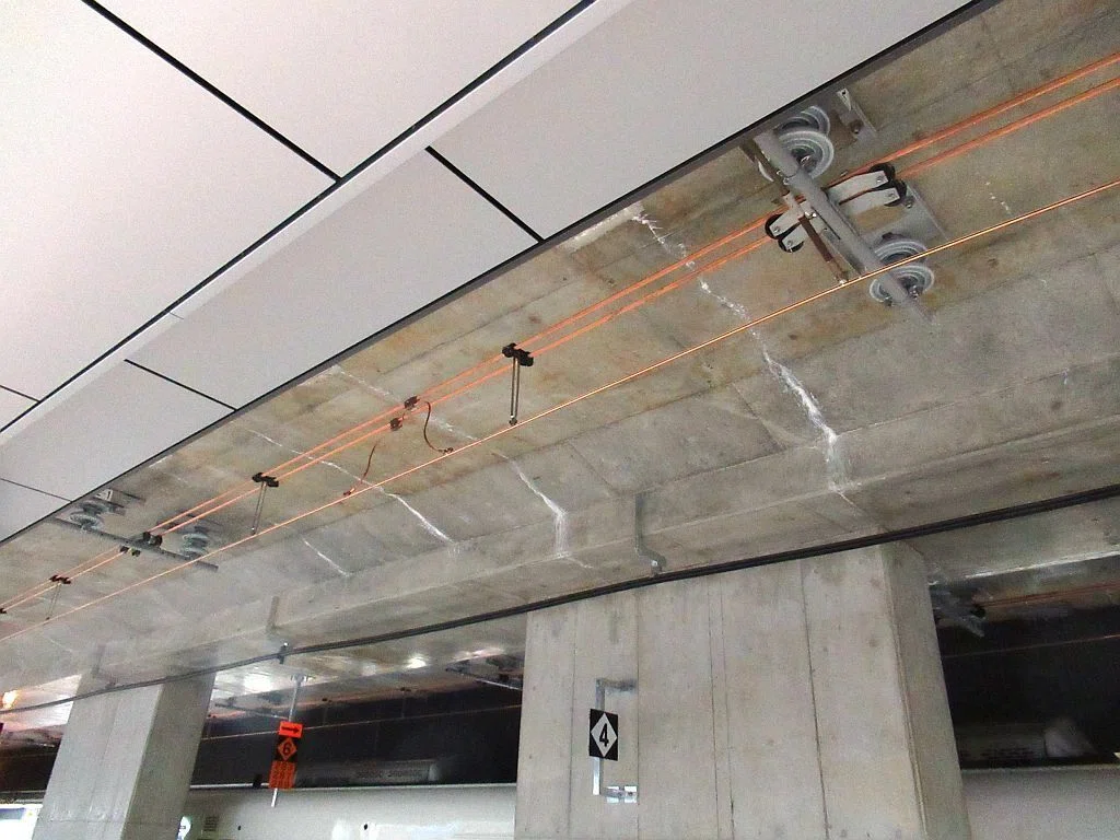 【JR西日本】新しい大阪駅地下ホームで、あまり注目されない件|平岡良一