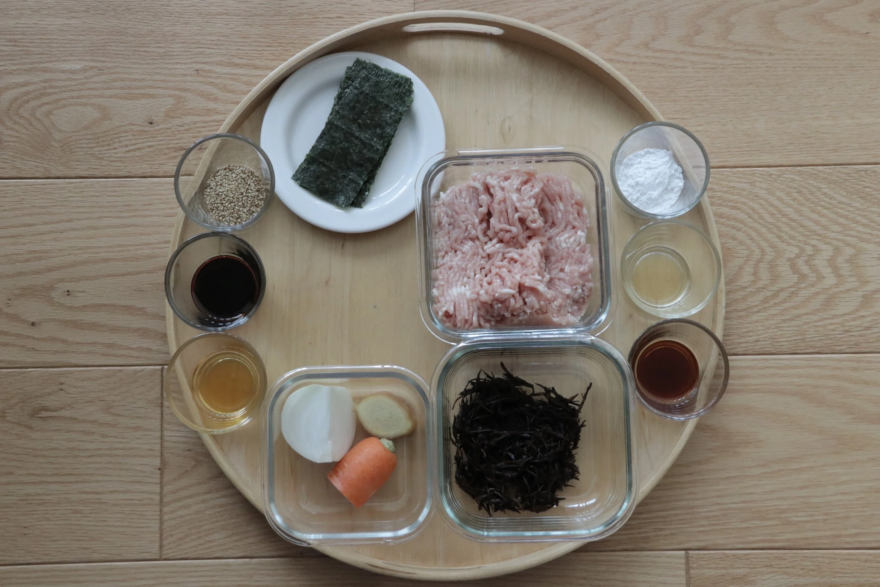 ひじき入り鶏つくね】｜合名会社 大木代吉本店