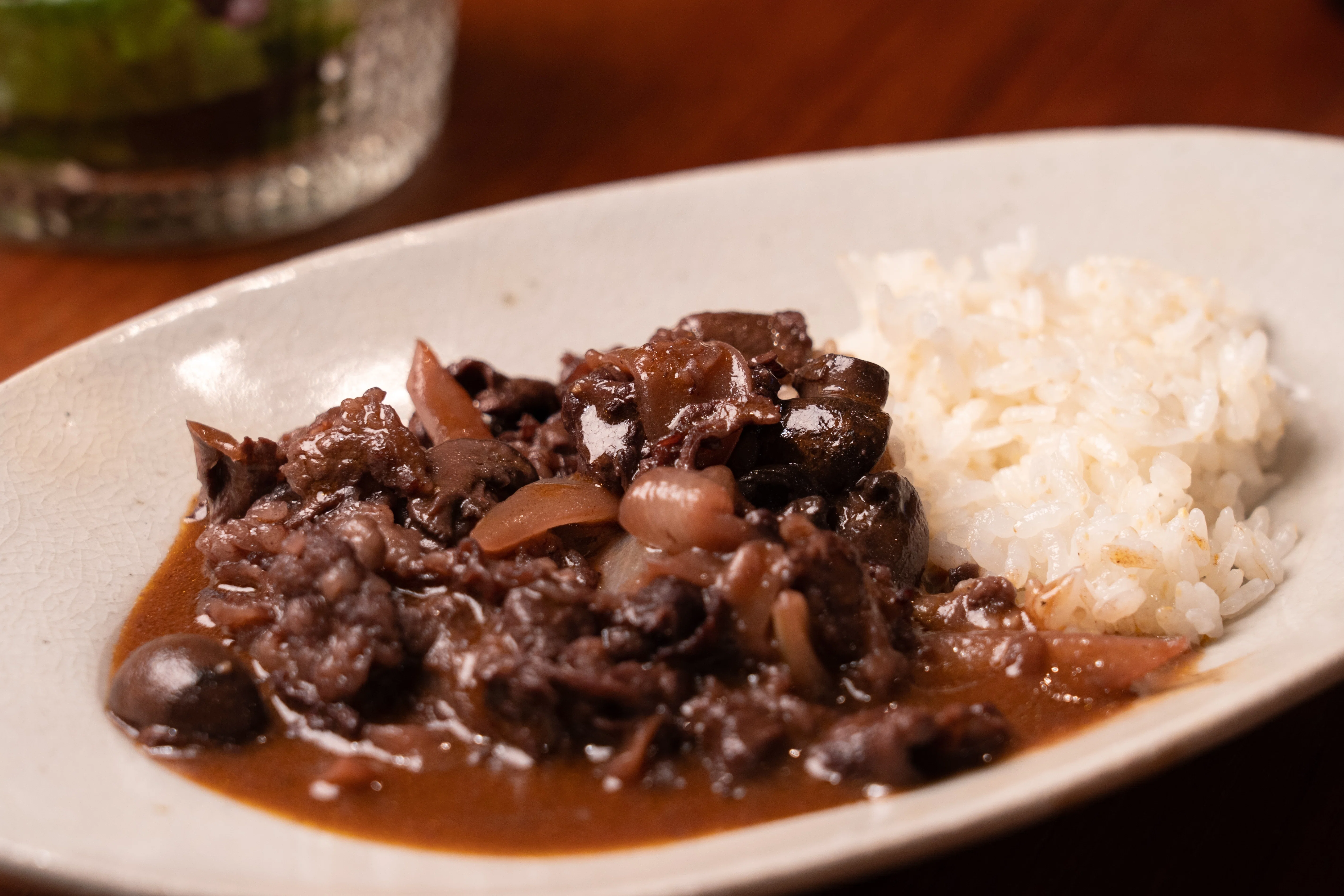 レシピ】伊賀牛の旨味たっぷりハヤシライスの作り方｜うしや精肉店