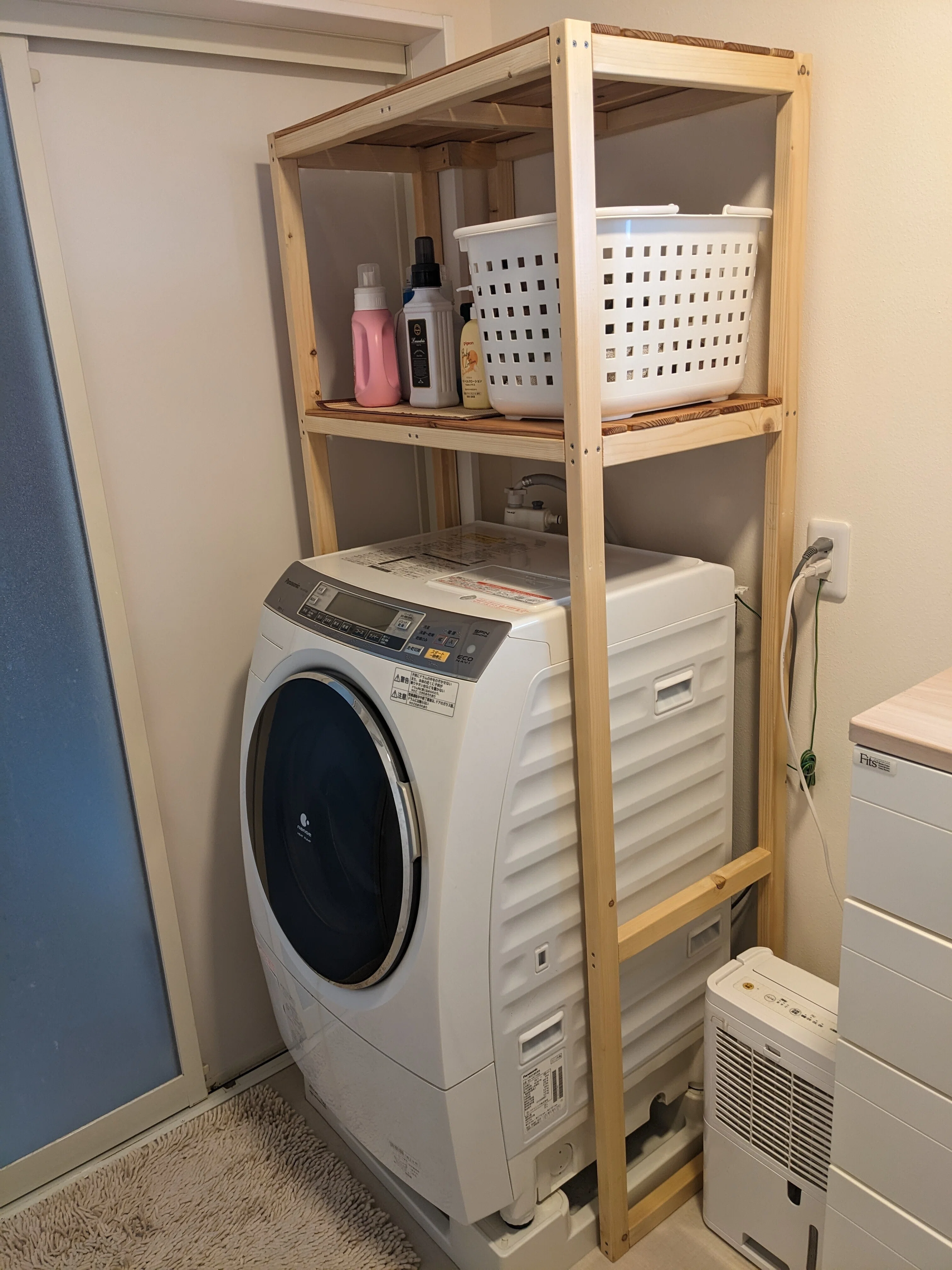 洗濯機スペース用の棚/受注制作作品洗濯機上の収納ラックを作る 洗濯機スペース用の棚/受注制作作品洗濯機上の収納ラックを作る