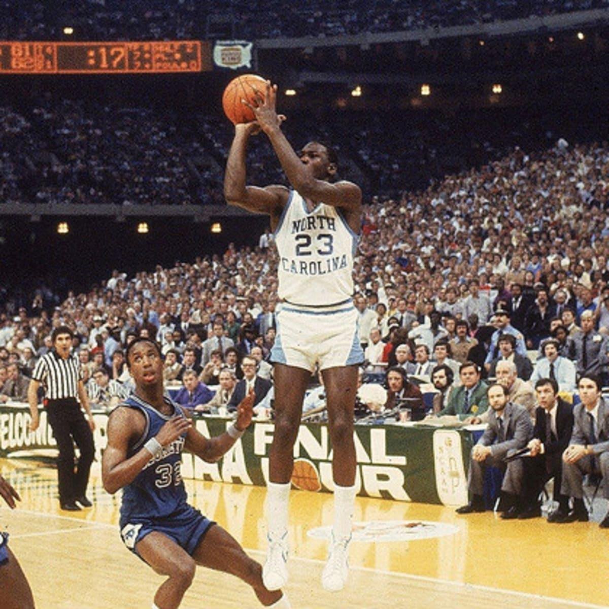 NCAA紹介#7】ノースカロライナ大学『マイケル・ジョーダン』｜steez  