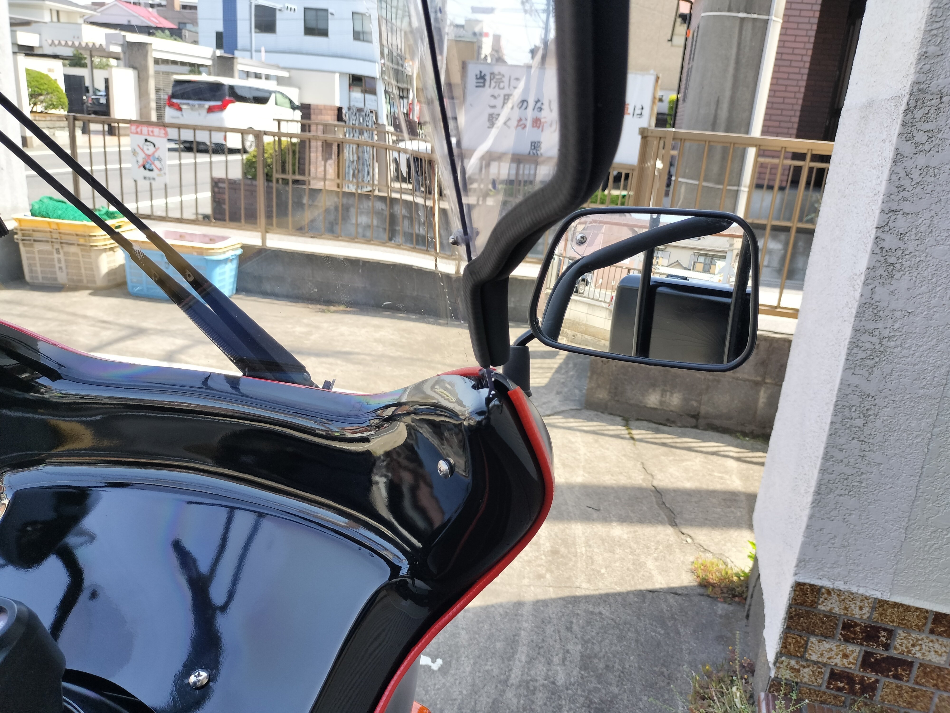 UA07Jルーフ付60cc ワイドバイザー仕様｜suzukimotors
