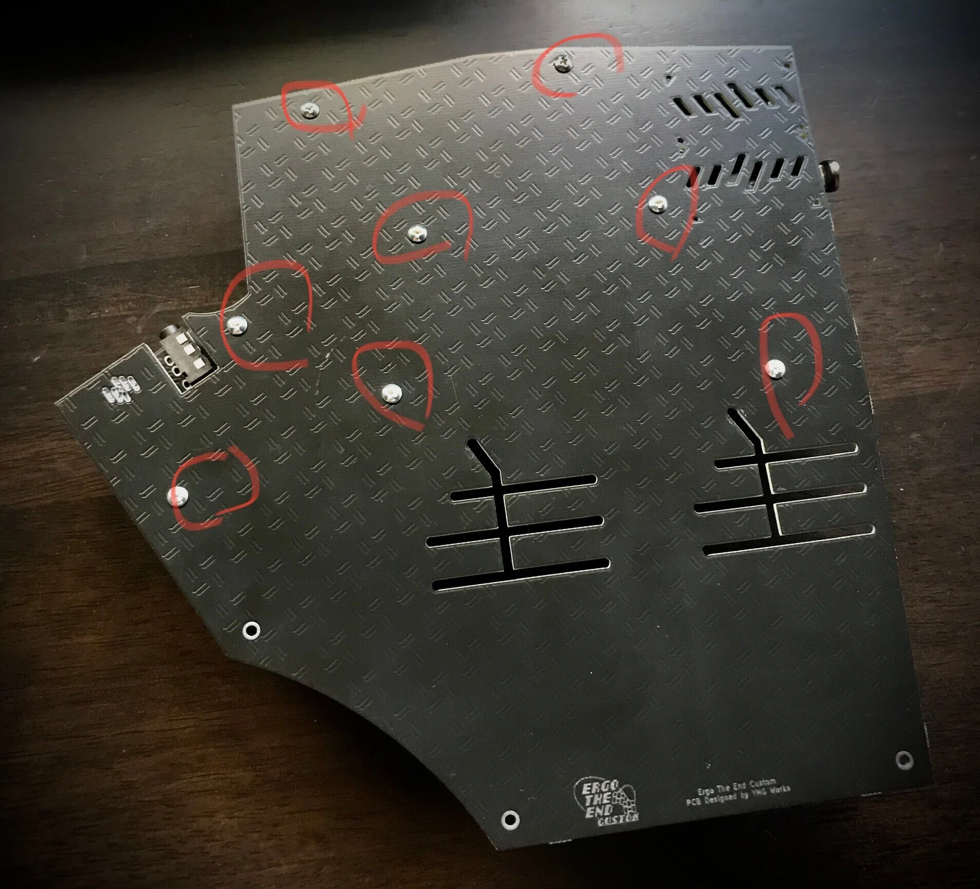 2.5 Endrest（TheEndシリーズ専用一体型パームレスト）ビルドガイド 