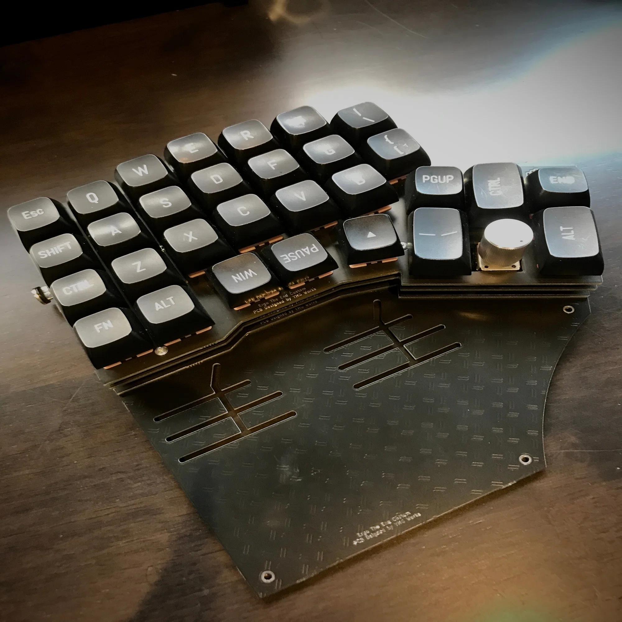 2.5 Endrest（TheEndシリーズ専用一体型パームレスト）ビルドガイド 