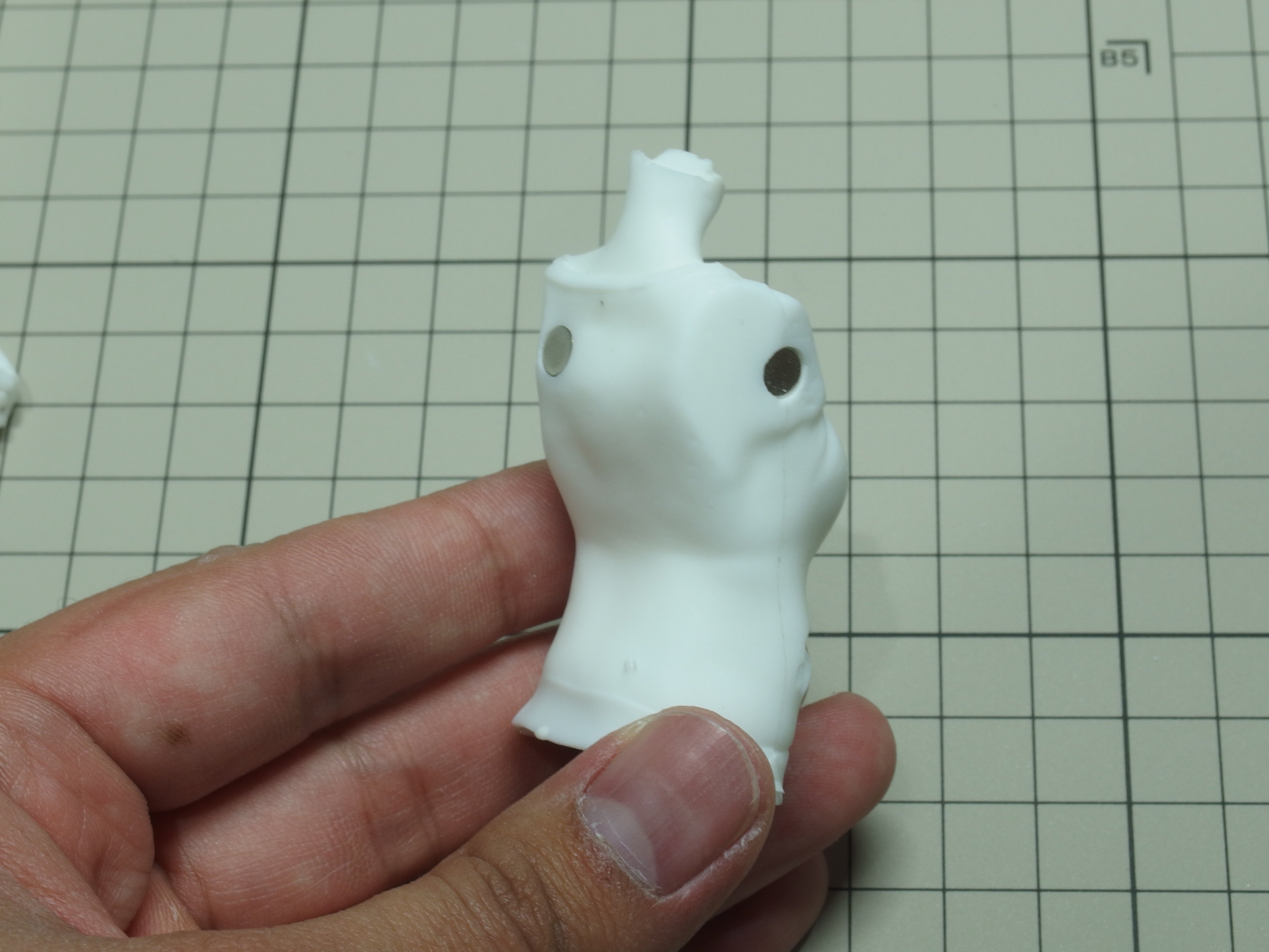 ガレージキット樋口楓を作る【軸打ち編】｜ガレージキット制作代行 けん