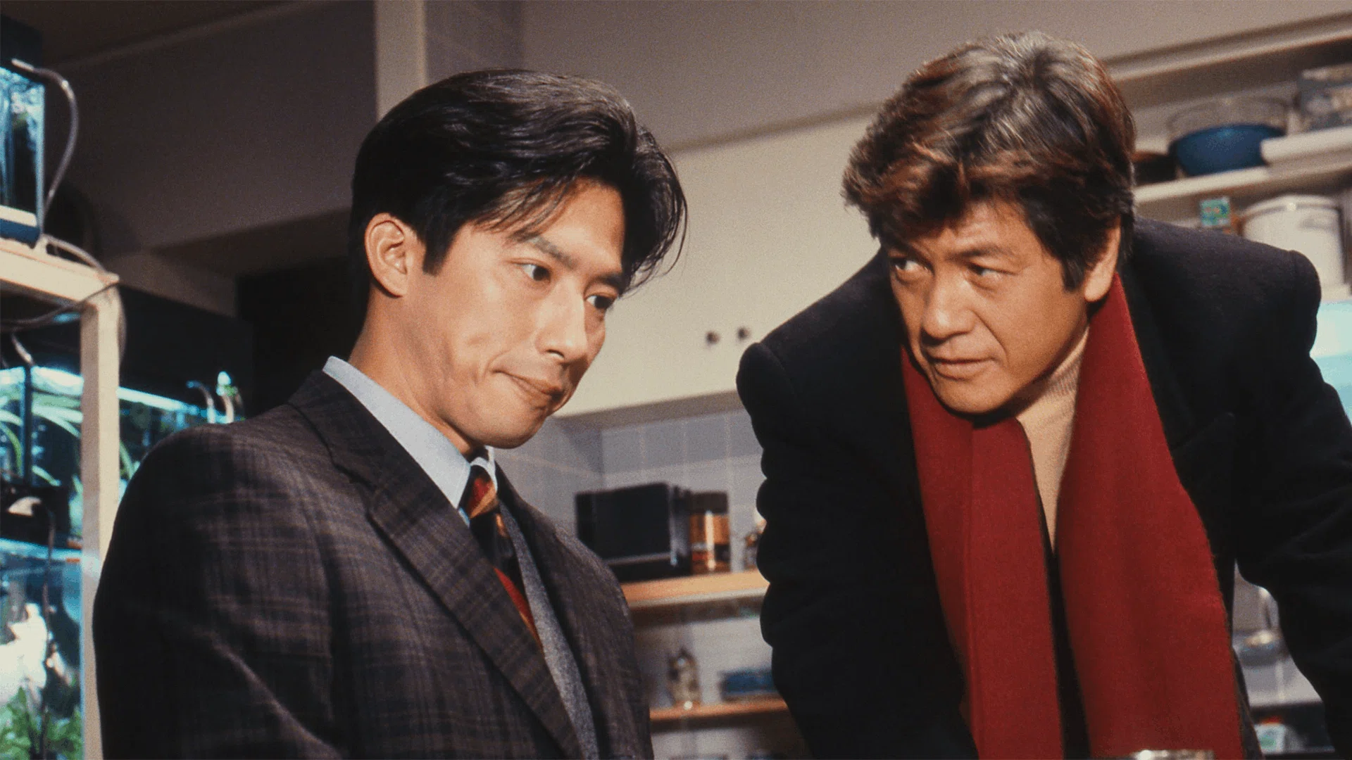 高校 教師 繭 父親 関係