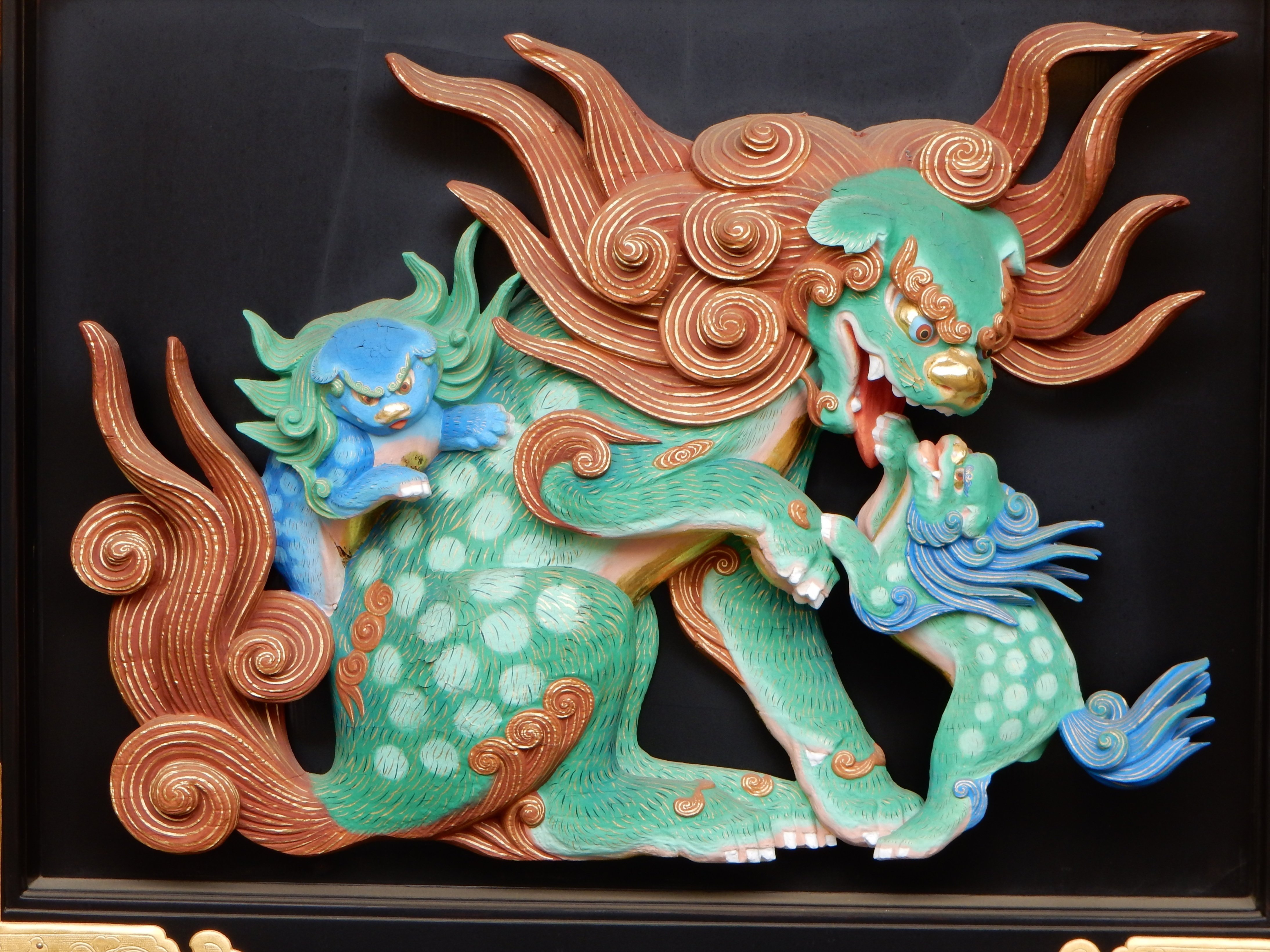 香合 本願寺唐門獅子文寫 (徳力孫三郎 作) 香合 本願寺唐門獅子文寫 (徳力孫三郎 作)