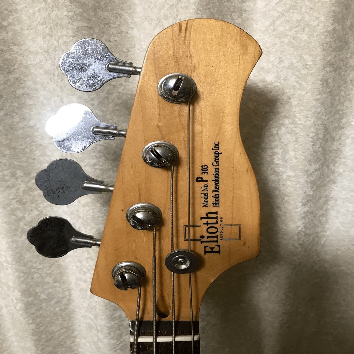 【なごみ】　Elioth　エレキベース　P303 Elioth P303レストア｜Massマスくん