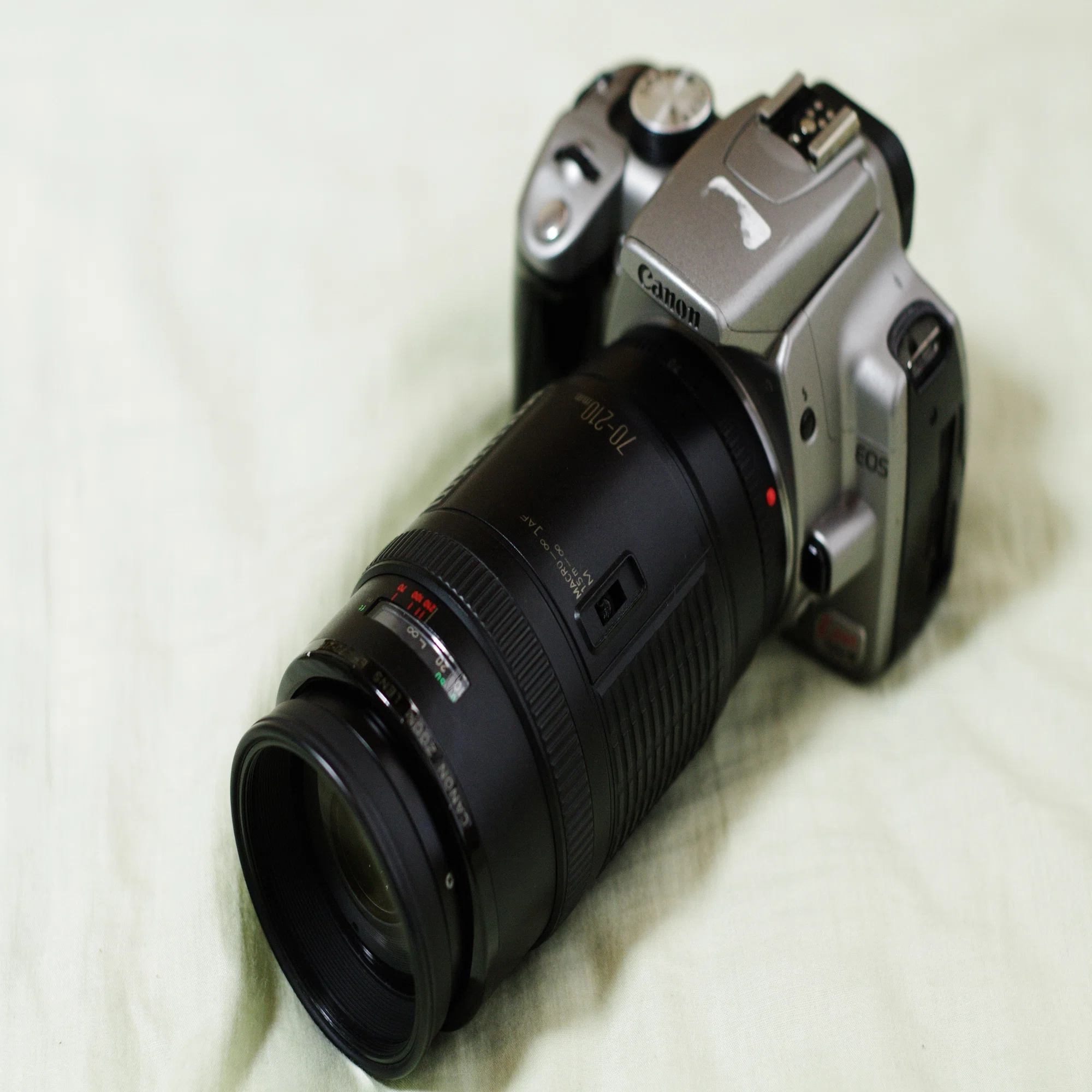 EF 70-210mm f4はデジタルの夢を見れるか。｜Sven