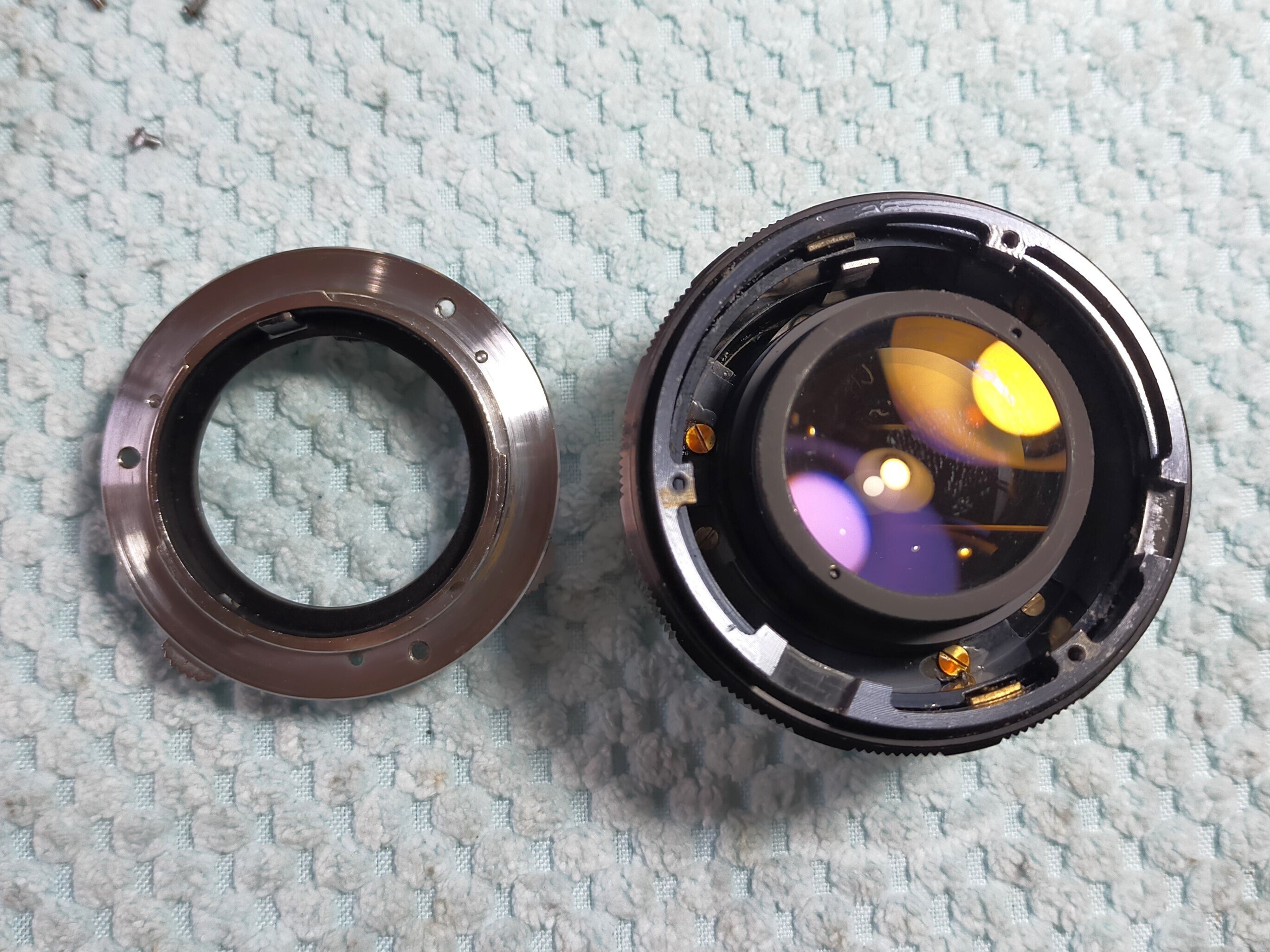 OLYMPUS H.ZUIKO 42mm F/1.2 ペンF用レンズの分解｜フィルムカメラ修理