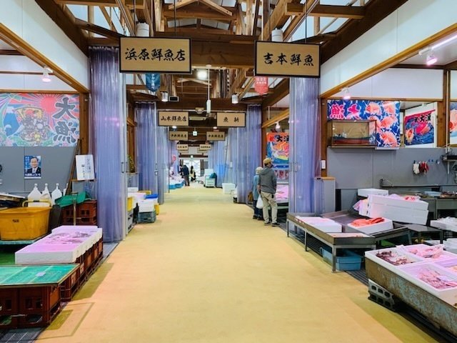 グルメ】「めし処 ぐっさん」の「のどぐろ炙り丼」（島根県浜田