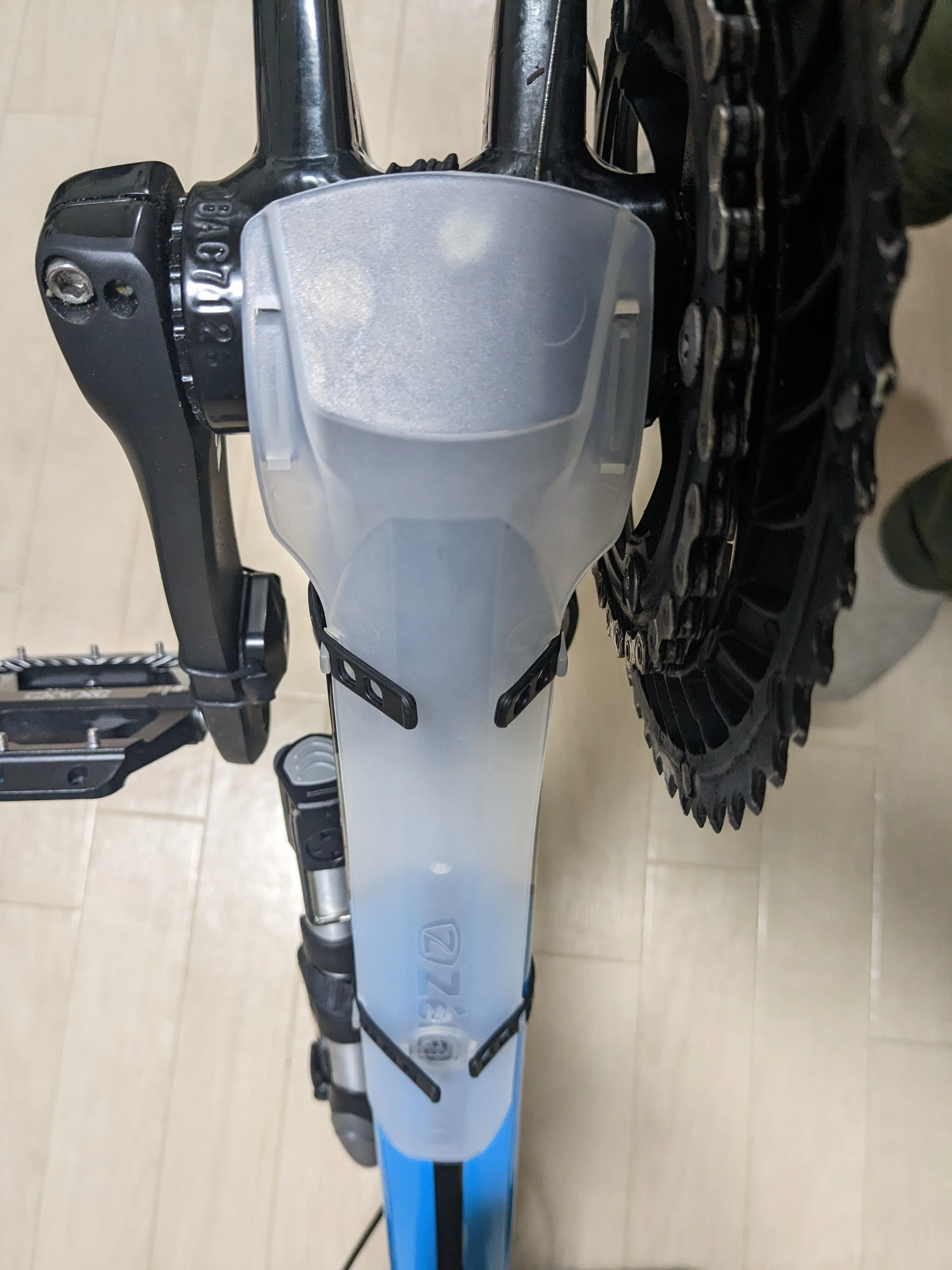 ロードバイクをグラベルバイク化していく④ダウンチューブプロテクター