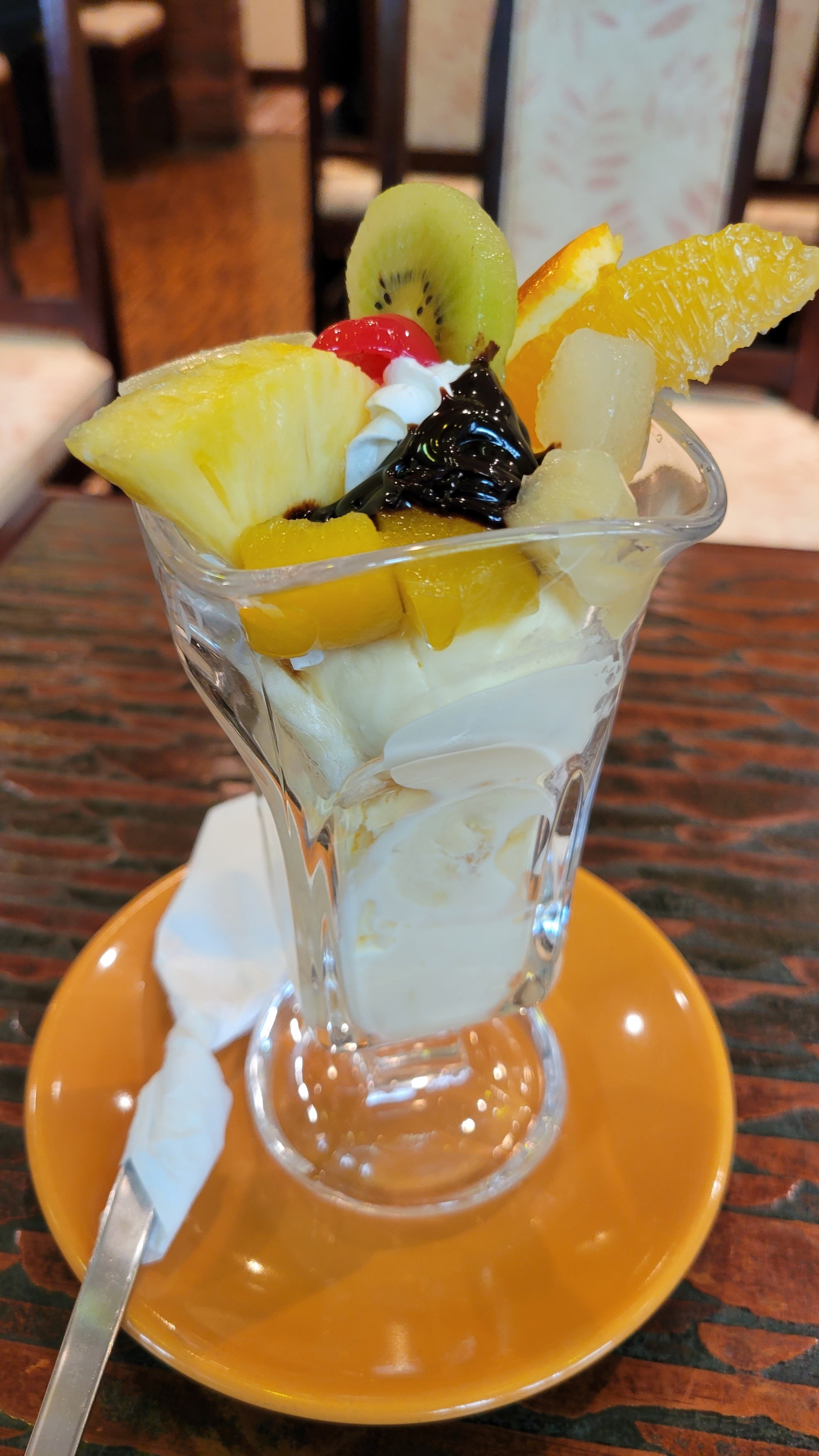 大阪・1000円以下のパフェ①｜藤井靜子