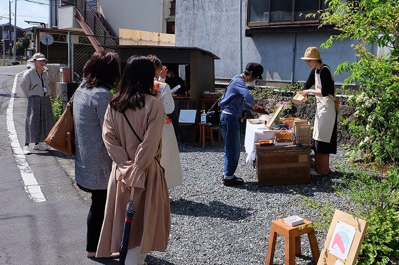 本町ノ庭　菓子と珈琲　焼き菓子かなぐつ屋　珈琲華香