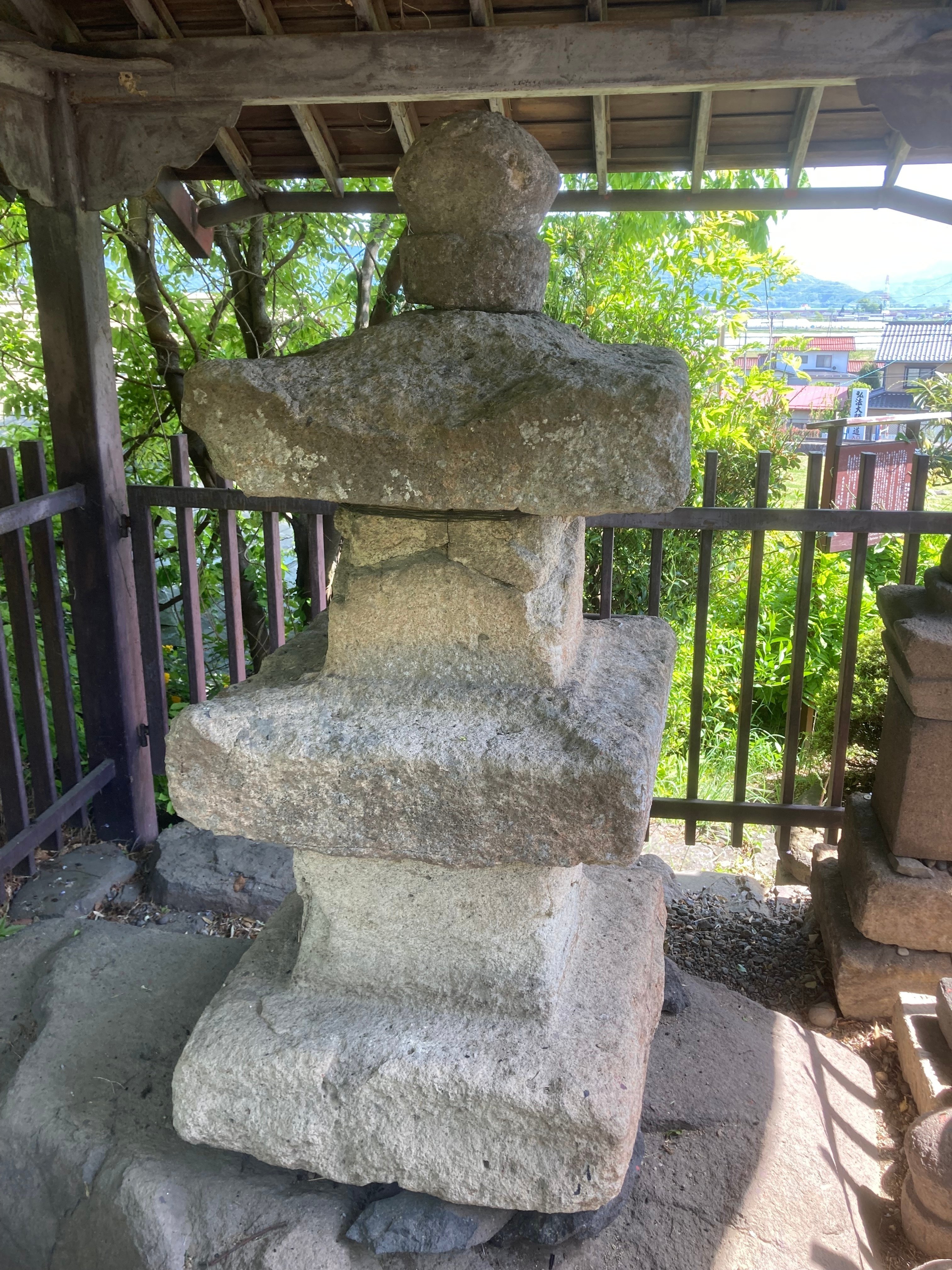 石塔　相輪　空風輪　石造物 石塔相輪空風輪石造物