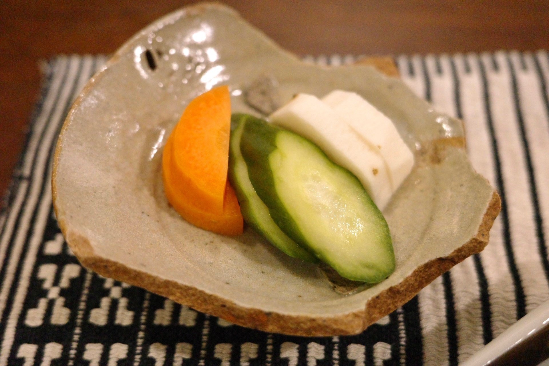大皿　割れ画像 Amazon｜IJ 割れない 大きめ お皿 ランチ ボウル カレー皿 21cm