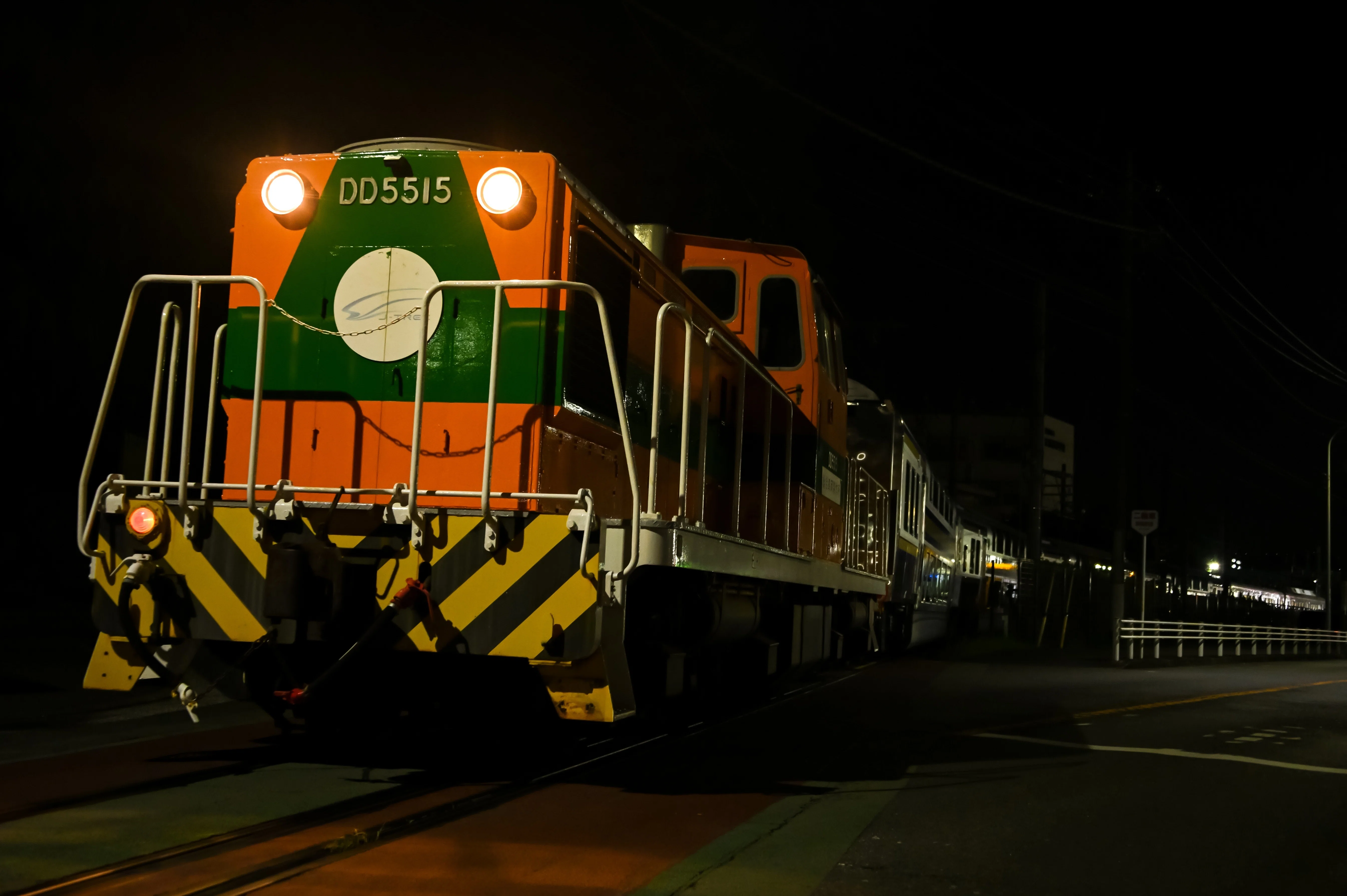 J‐TREC出場】【JR東日本】E235系1000番台グリーン車（F-27編成、F-28
