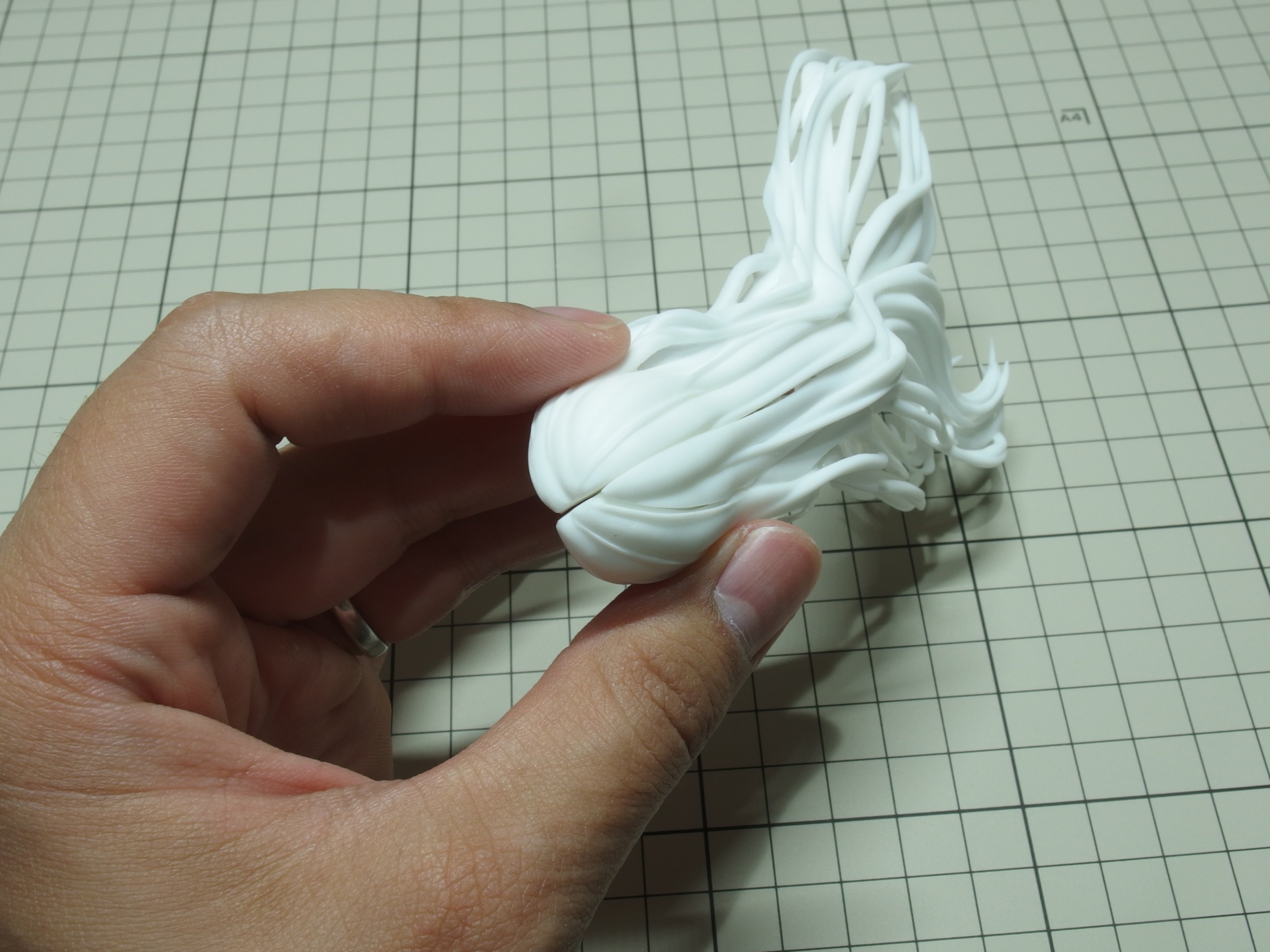 ガレージキット樋口楓を作る【表面処理編】｜ガレージキット制作代行 けん