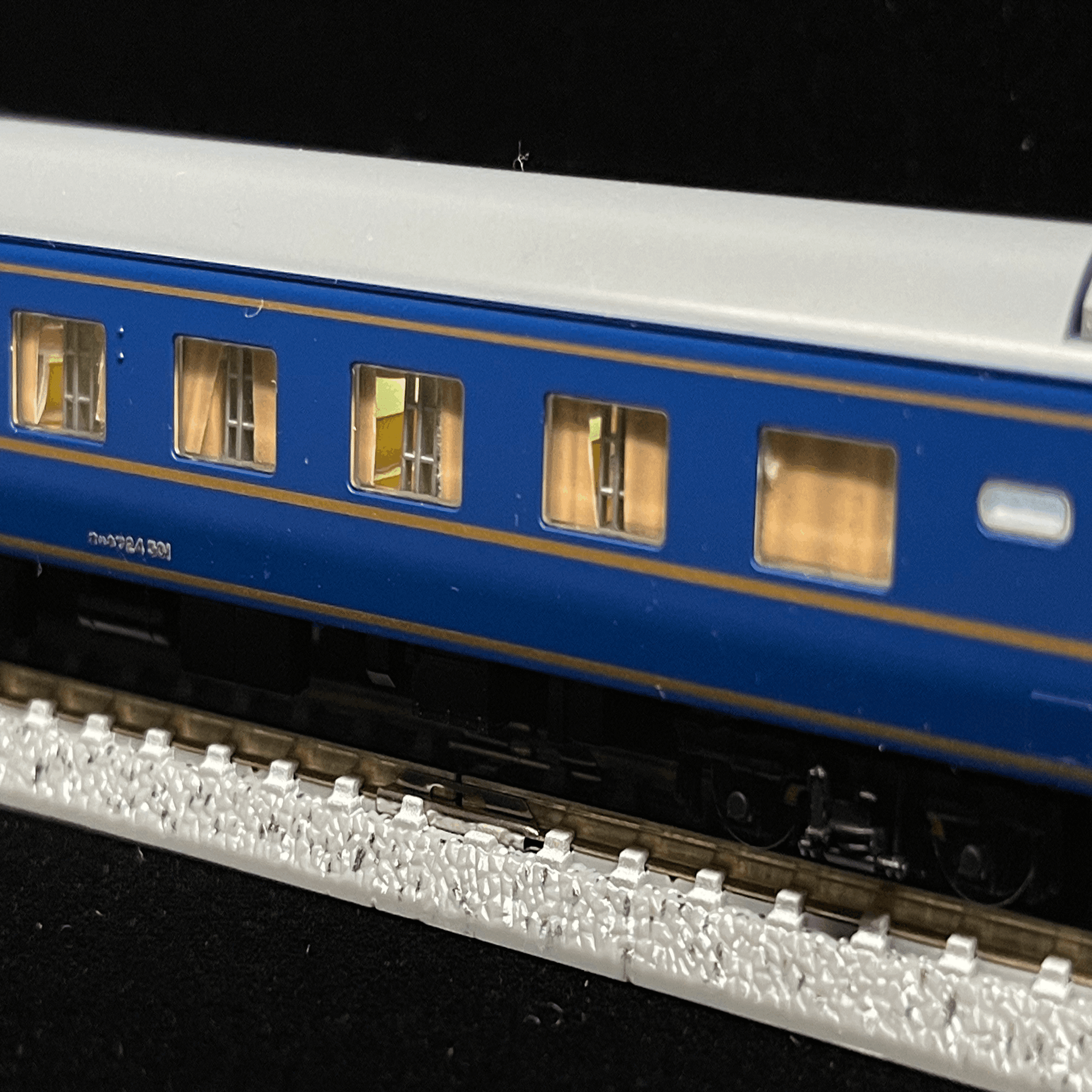 車両紹介】 オハネフ24-500（北斗星B寝台 / JR北海道）｜こもももももも