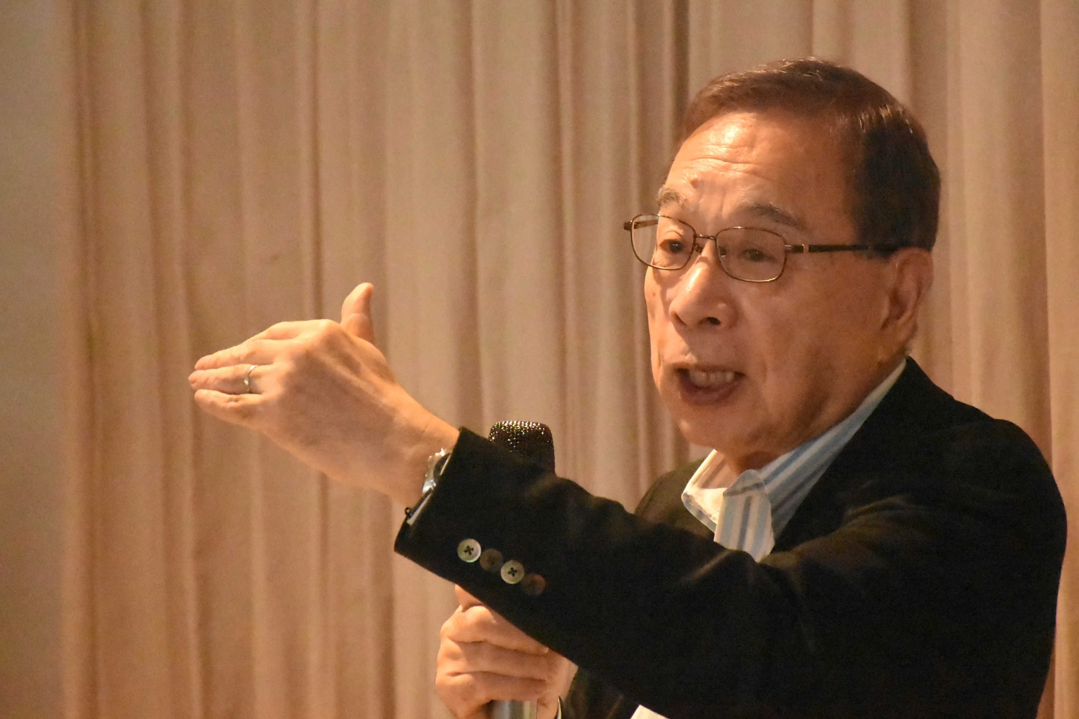 【中古】 外交官になりたい！（平成11年版） 外交官の誕生 « 名古屋大学出版会
